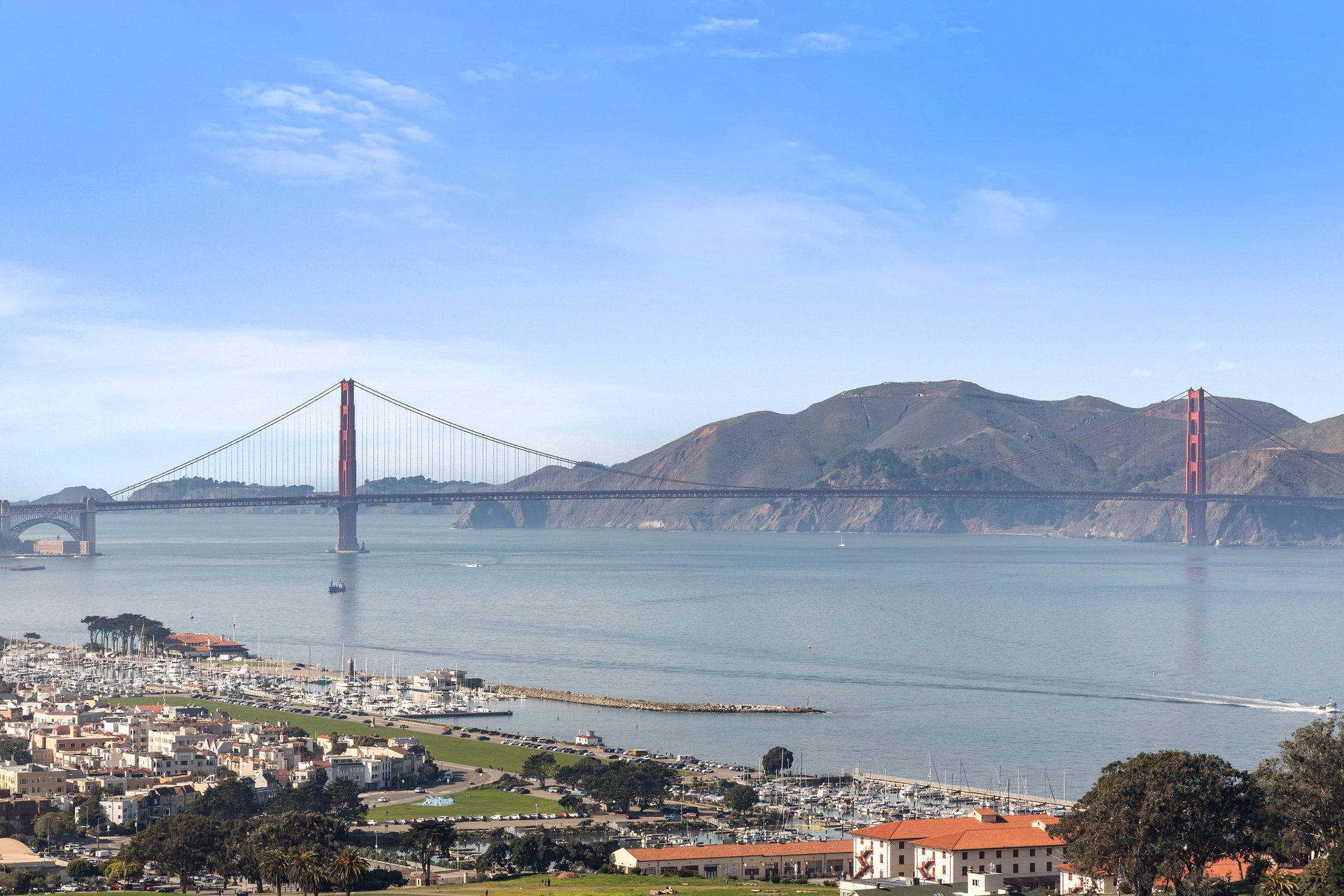 Golden Gate View Apartment at 1080 Chestnut