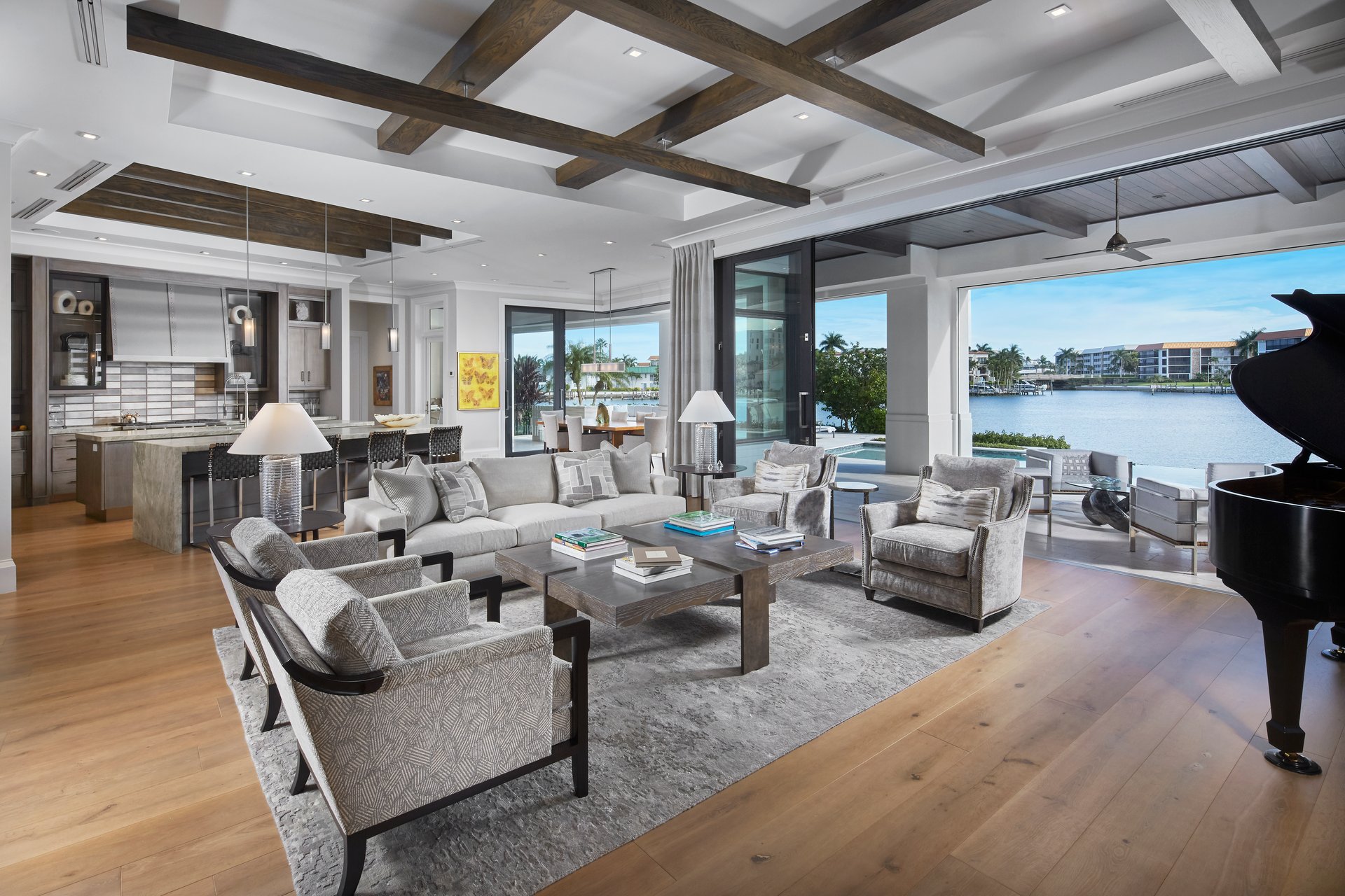 204 Bay PT