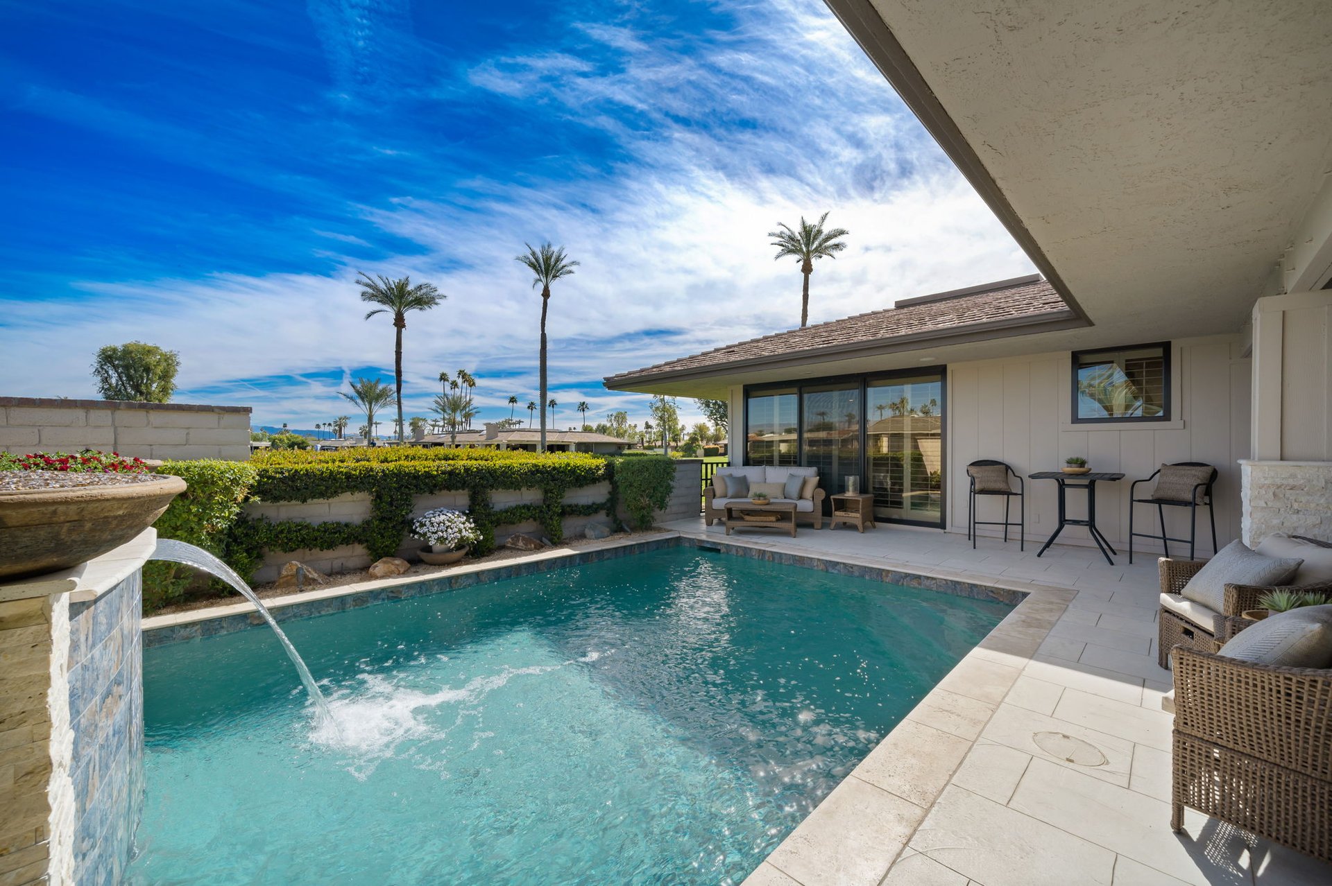 5 Radcliff Court