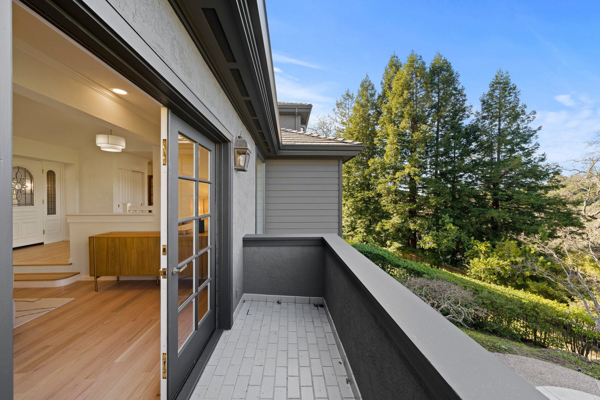 23 Wood Acres Ct