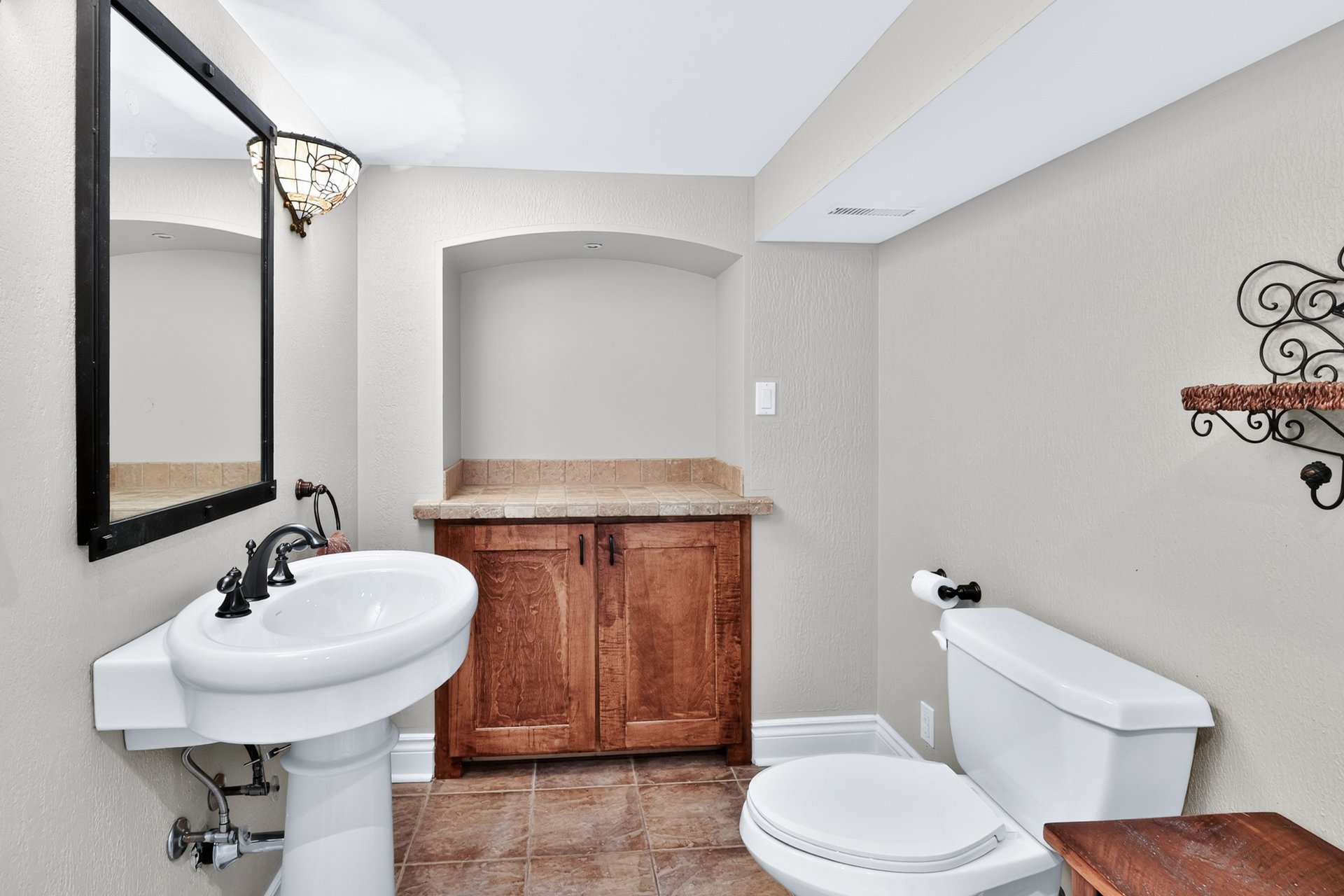 324 Oakridge Court, Oakville