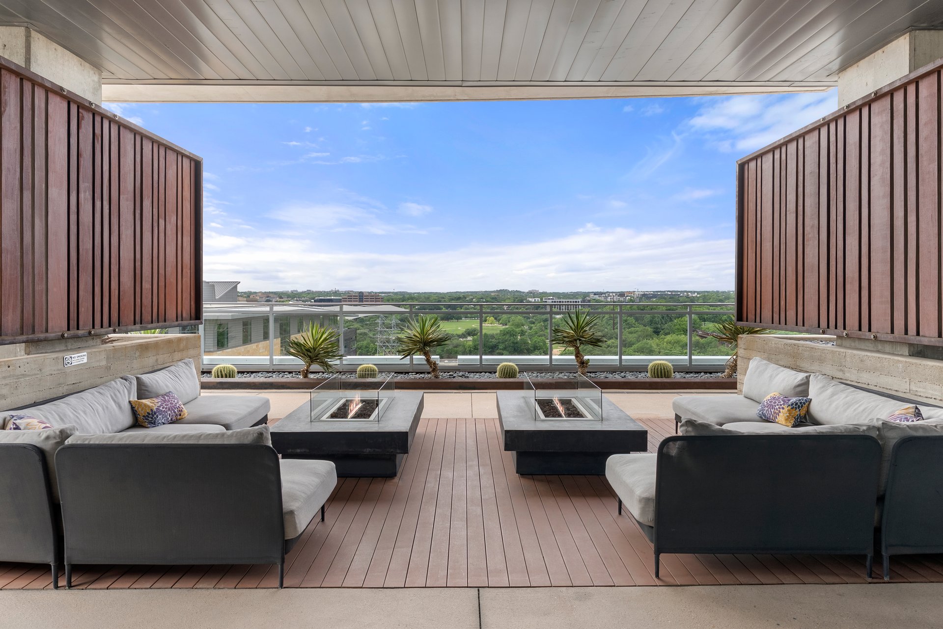 222 West Avenue #2802