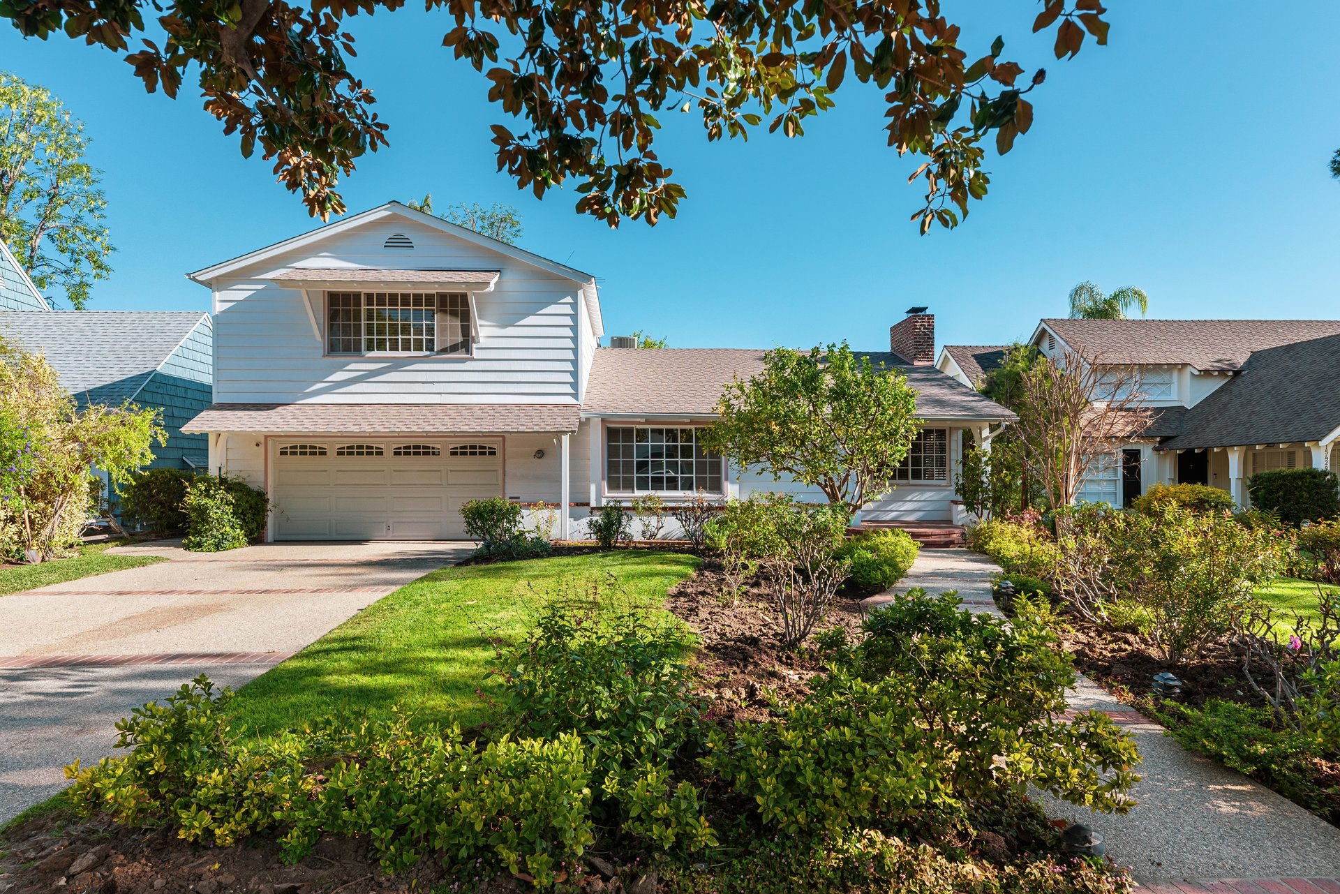 15435 Sutton St, Sherman Oaks