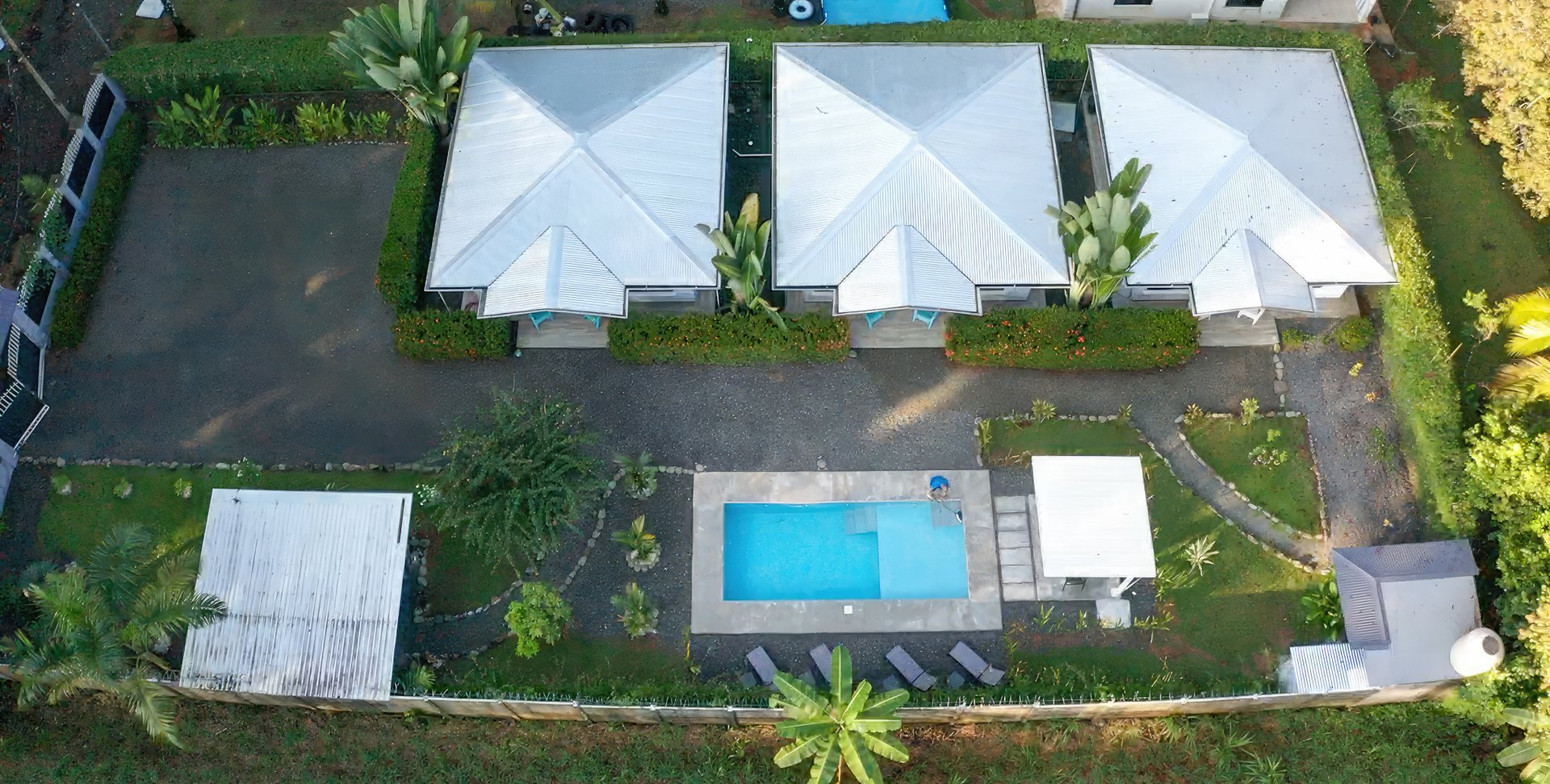 Tropical 3-Cabin Home with Pool and Gardens in the Heart of Uvita