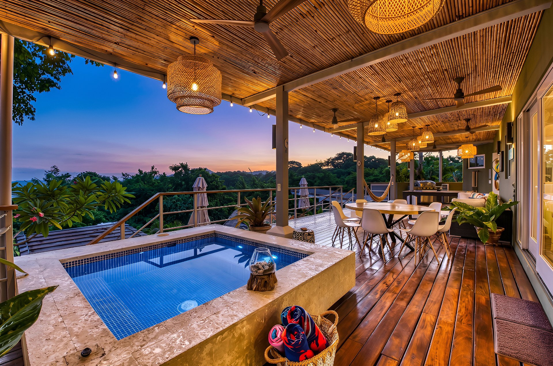 Casa Pochote | Artisan Luxury Villa in Tamarindo | Pool, Jacuzzi & Langosta Beach Club Membership Included