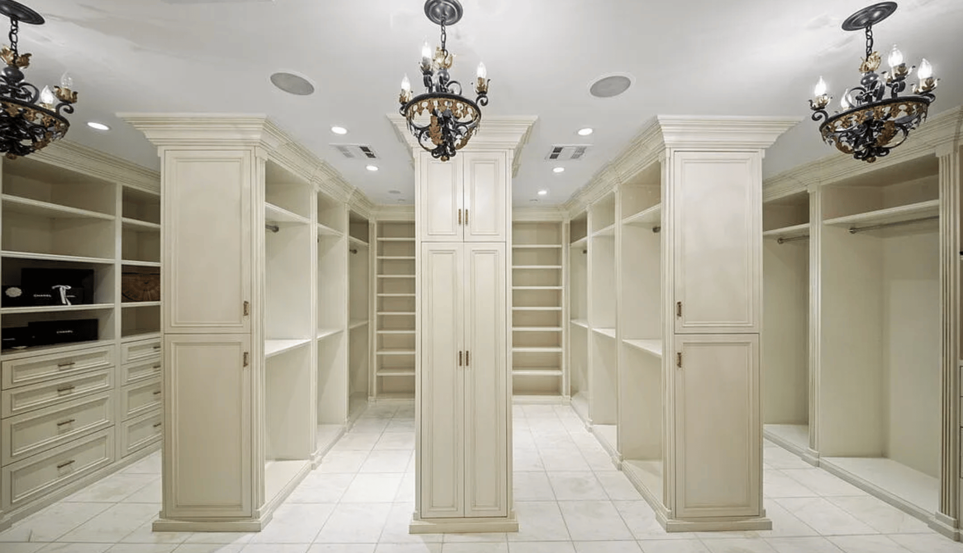 Mediterannean Haven, Lexington Road, 90210