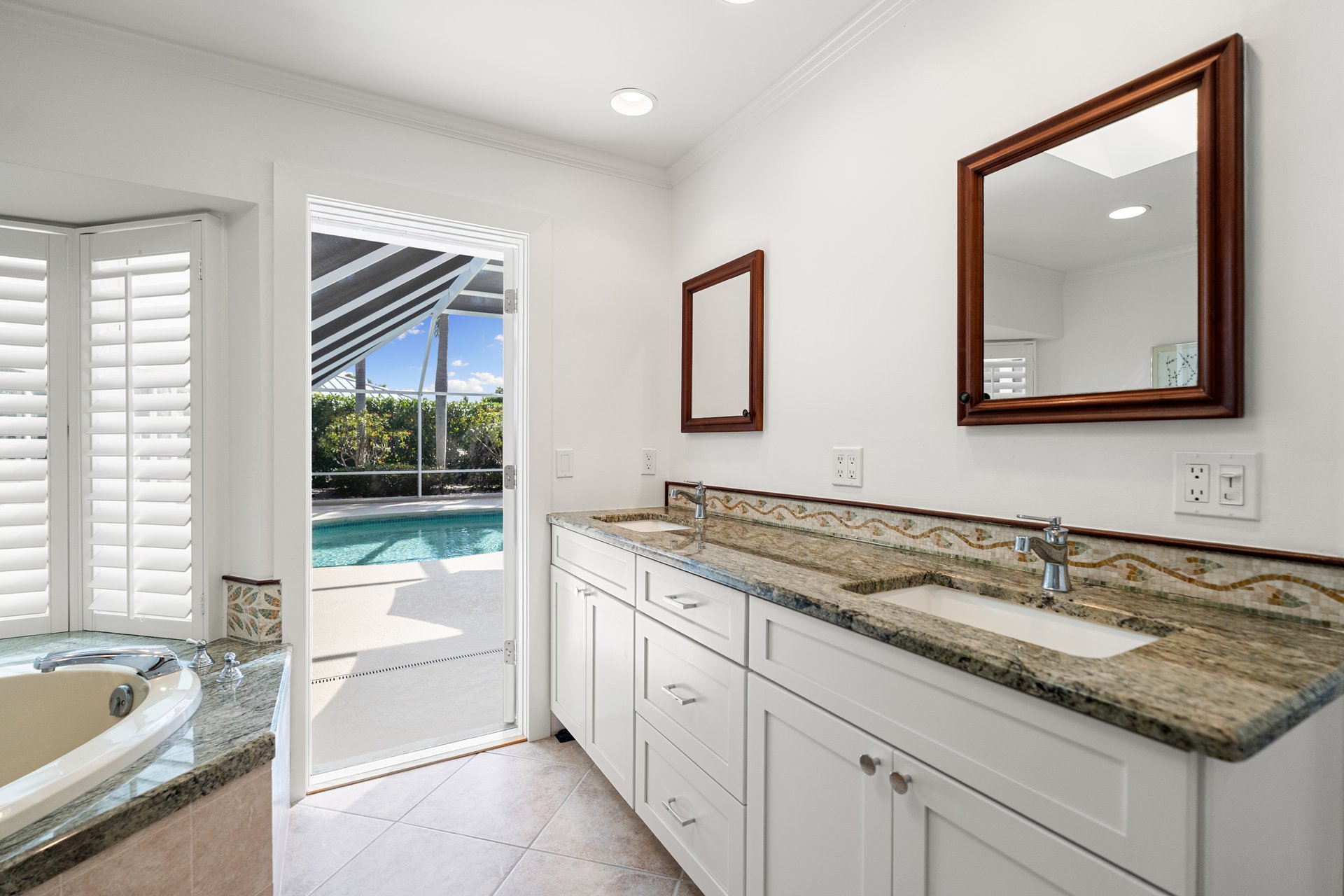 COQUINA SANDS