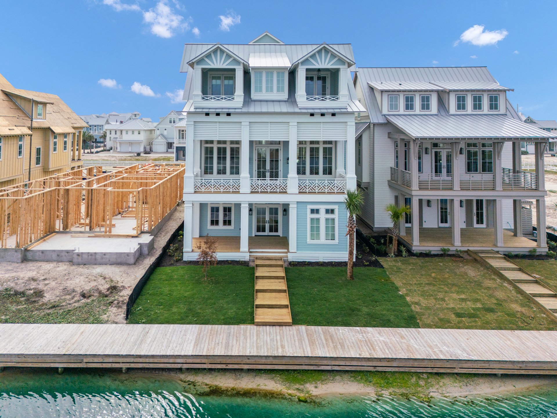 Dewdrop Street, 6110 Sq. Ft.