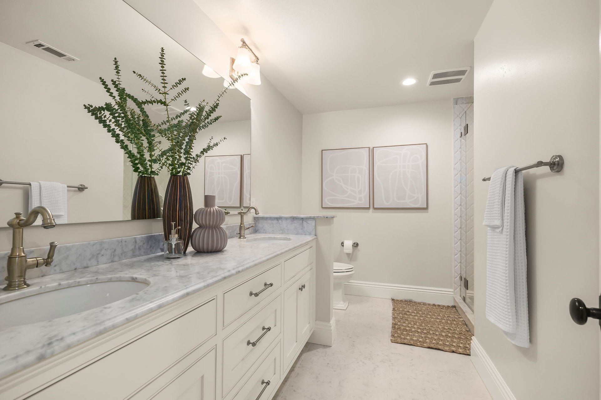 322 W Prospect Ave