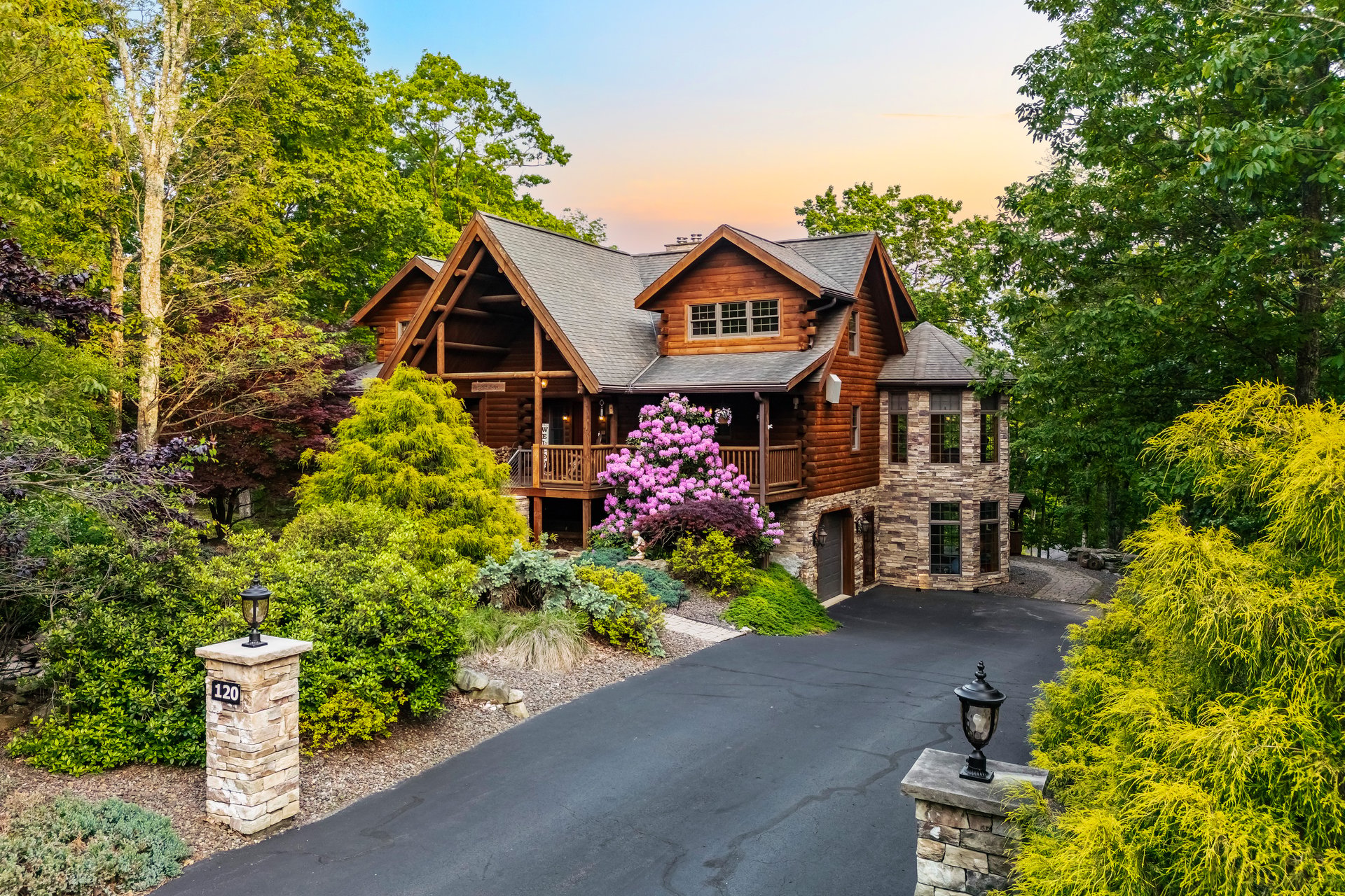 120 Dakota Drive