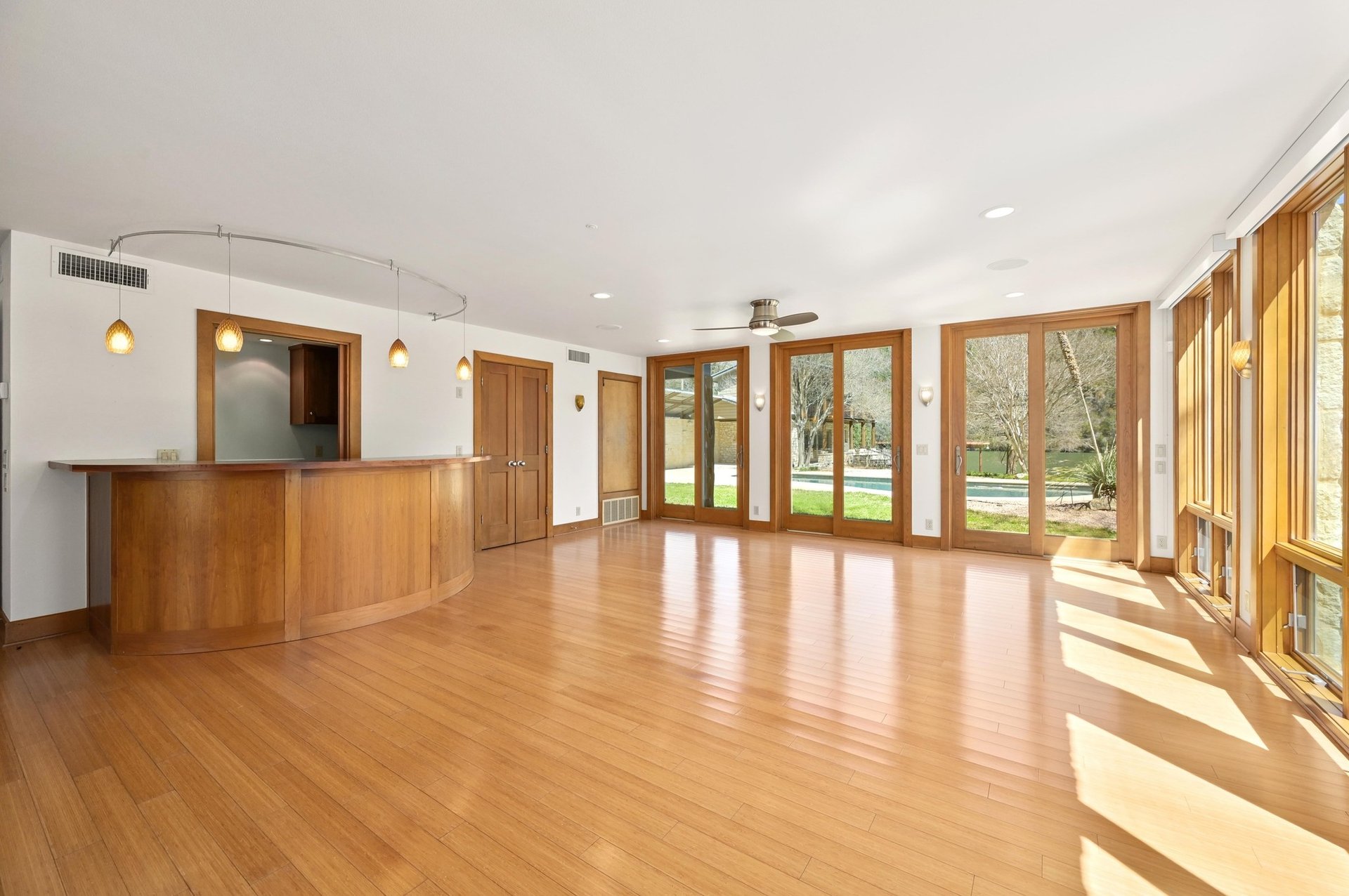 2908 Oestrick Lane 