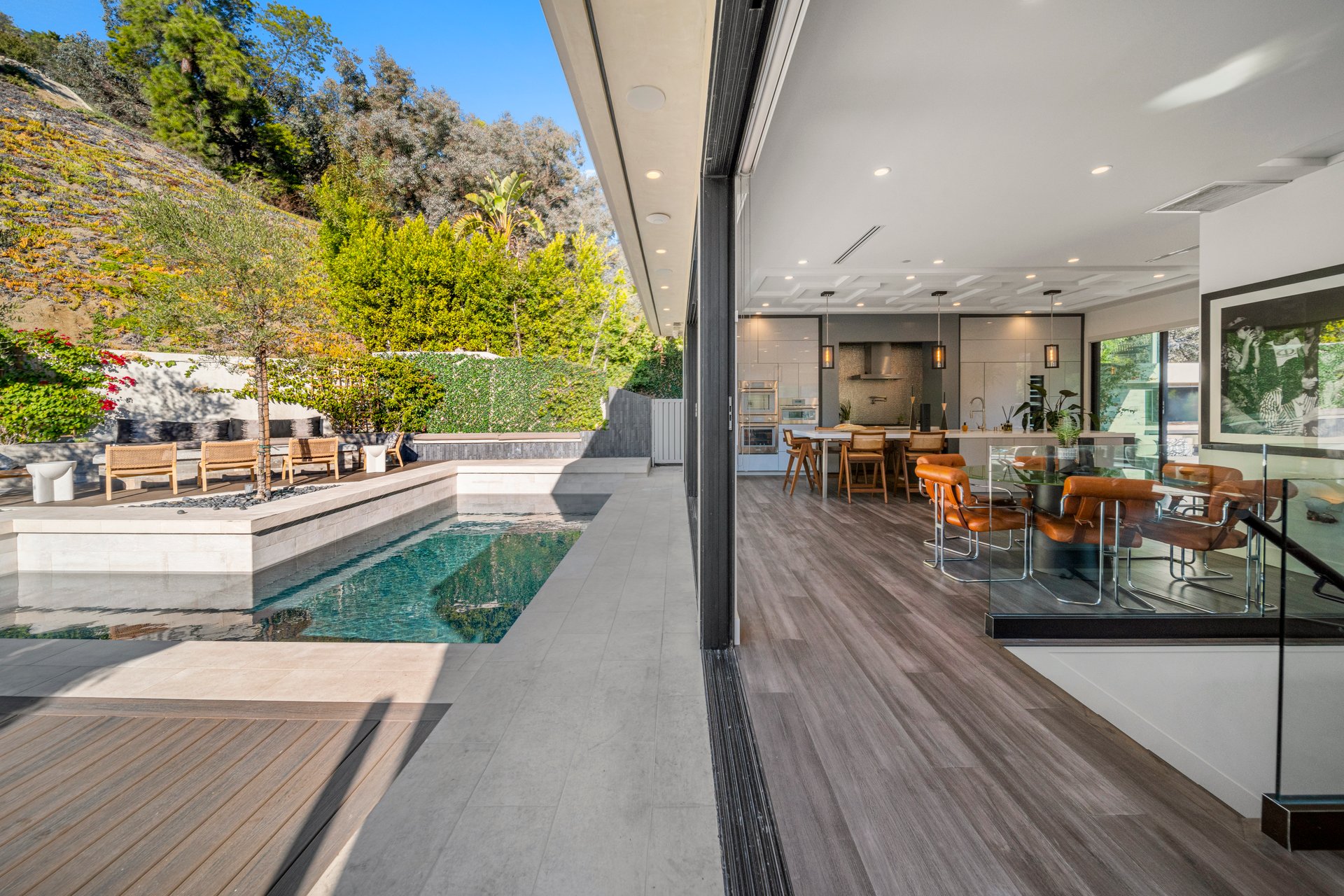 8145 Willow Glen Rd