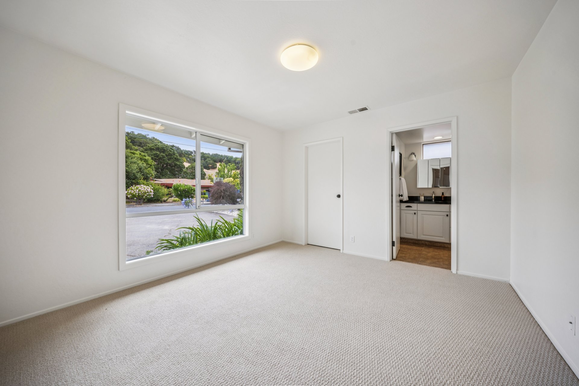 Single-Level Living