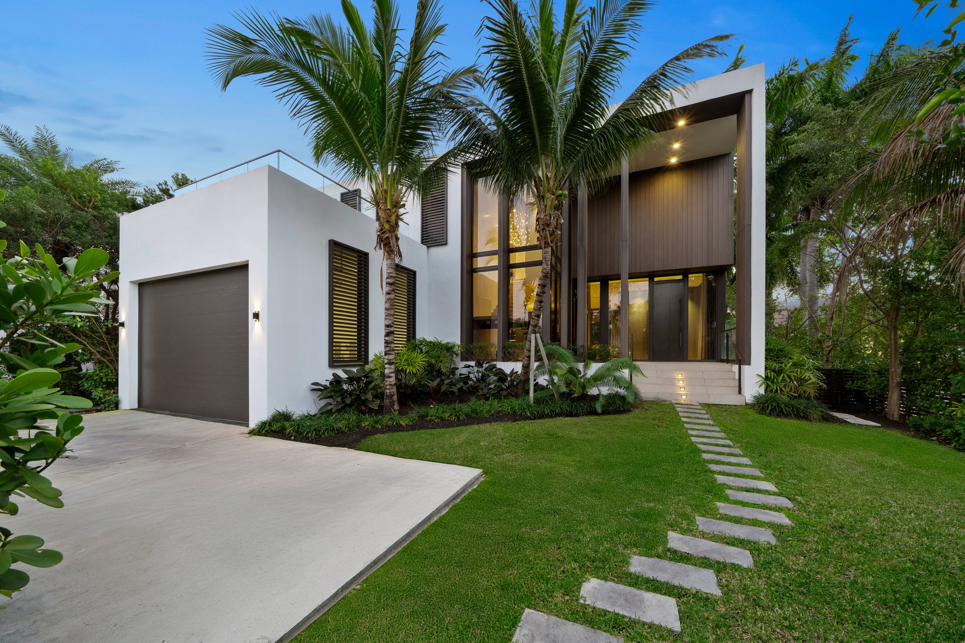 254 Palm Ave