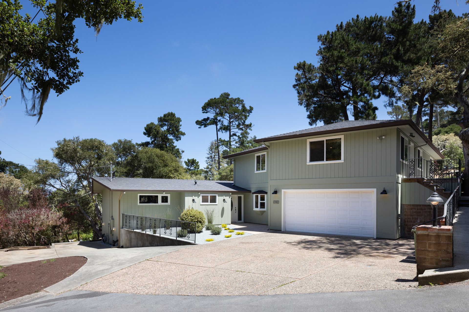 Freshly Updated Monterey Haven