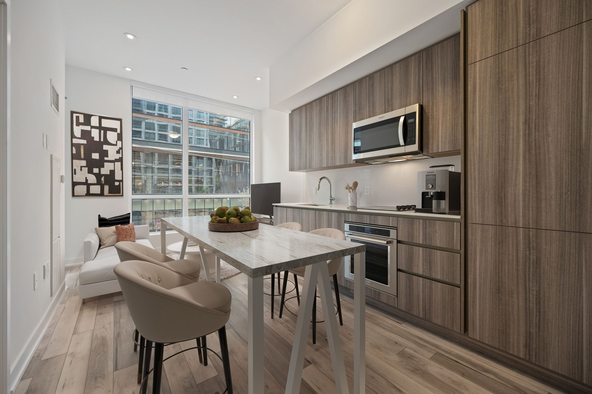 15 Richardson Street Unit: 204