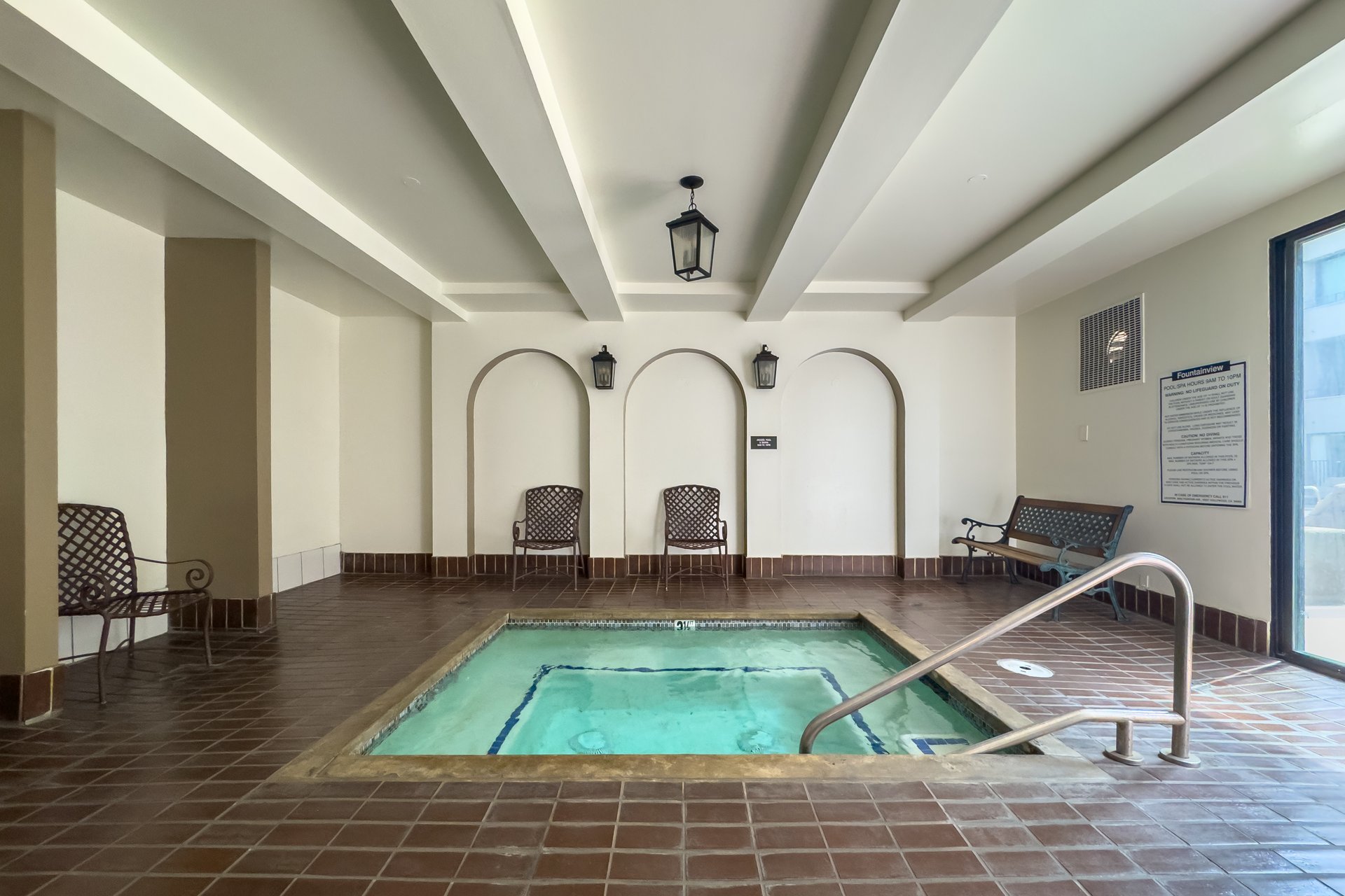 8455 Fountain Ave Unit: 518, West Hollywood 