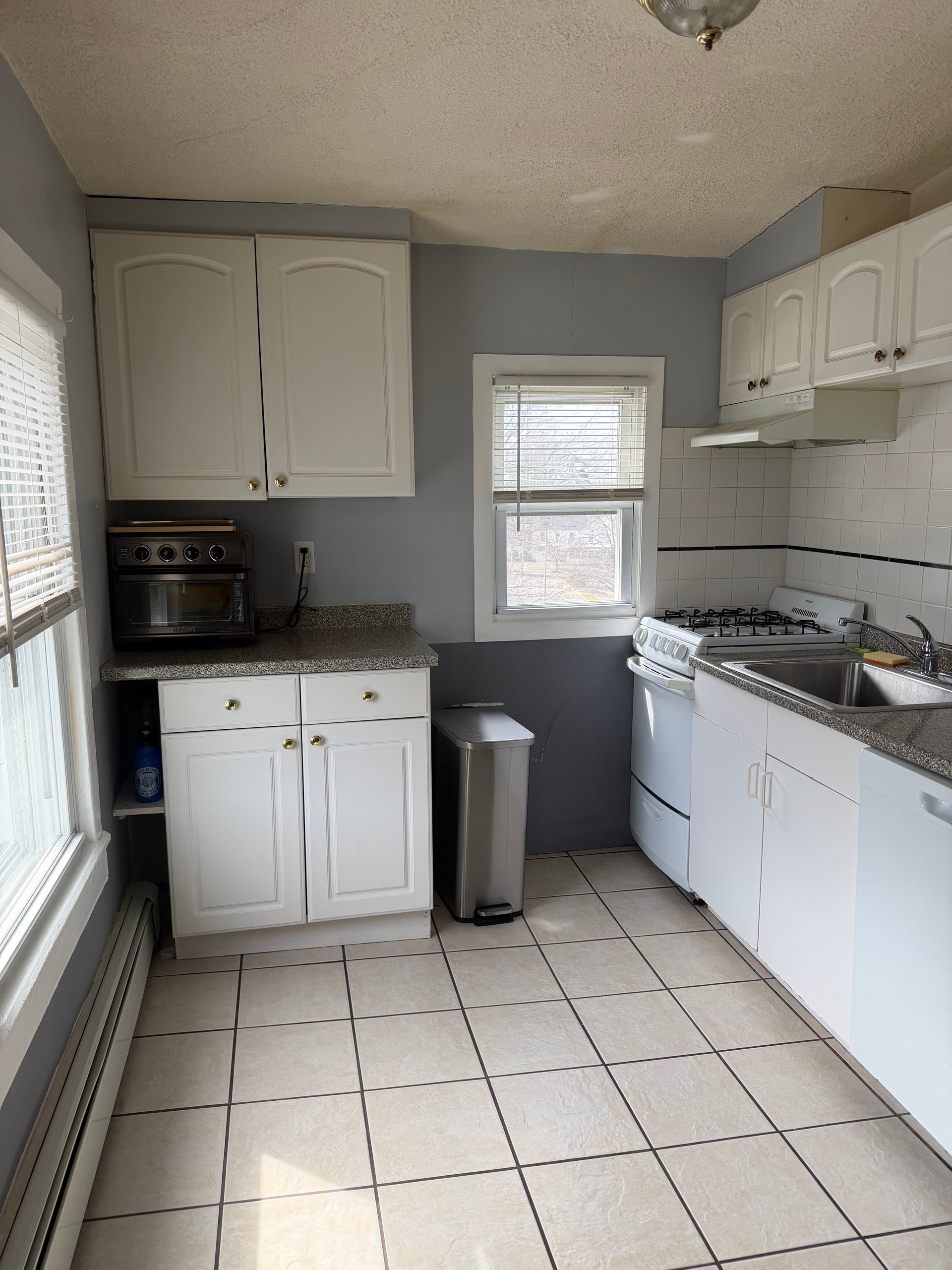 1 Hilltop Road, Mendham OFF-MARKET MIXED USE COMMERCIAL OPPORTUNITY! 
