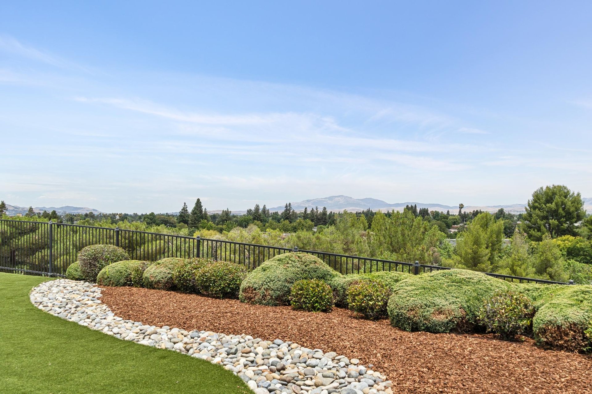5075 Monaco Dr.