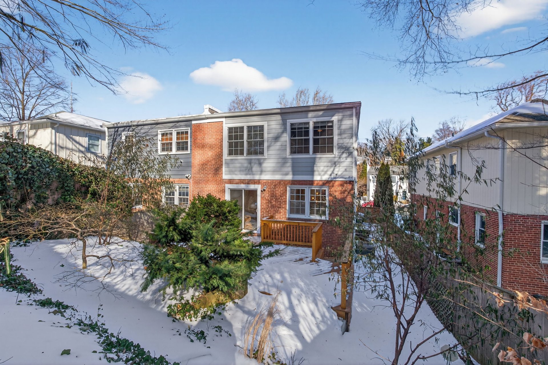 3646 Alton Pl NW - North Cleveland Park
