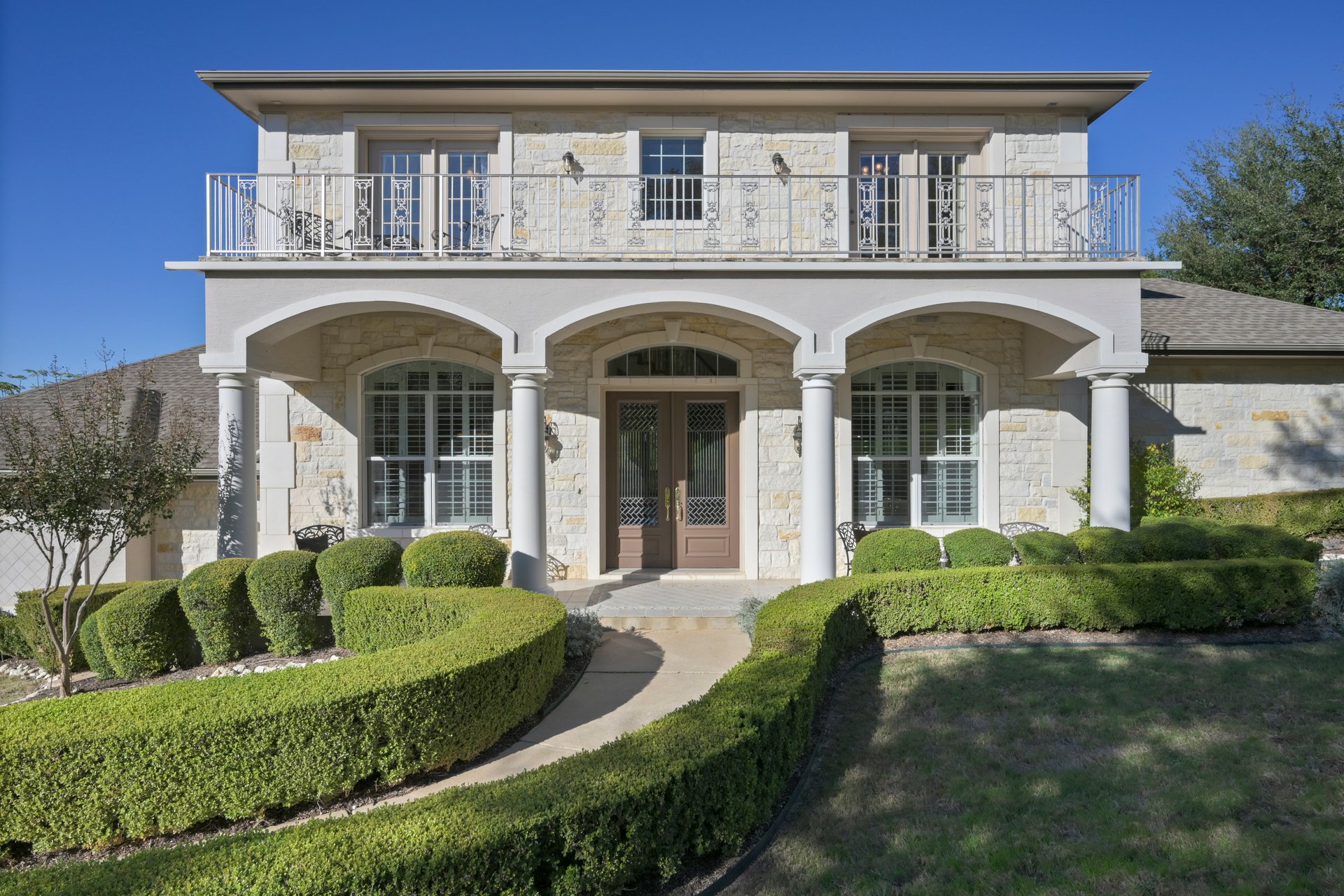 3322 Far View Drive