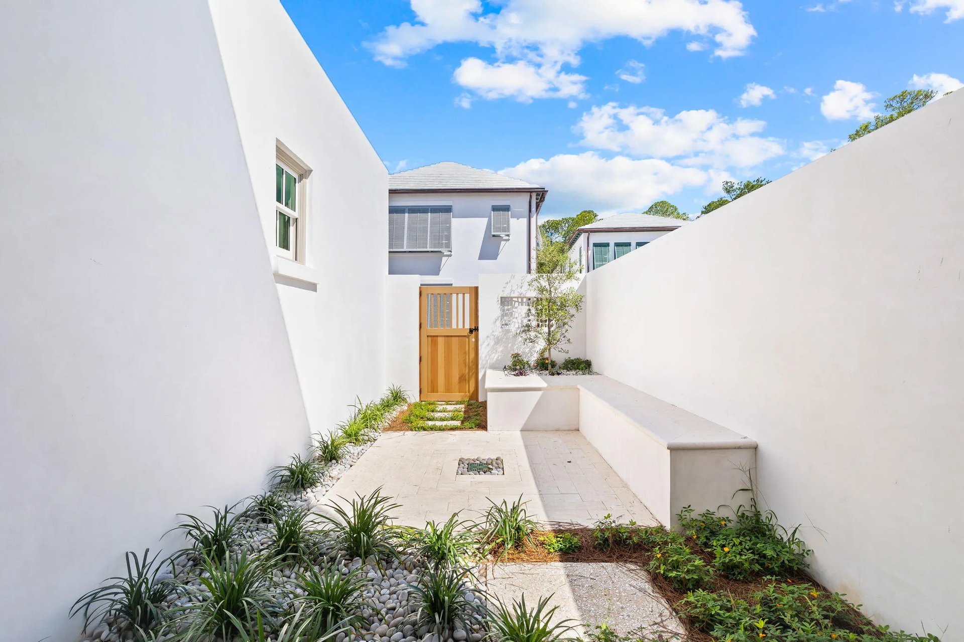 91 Caliza Ln