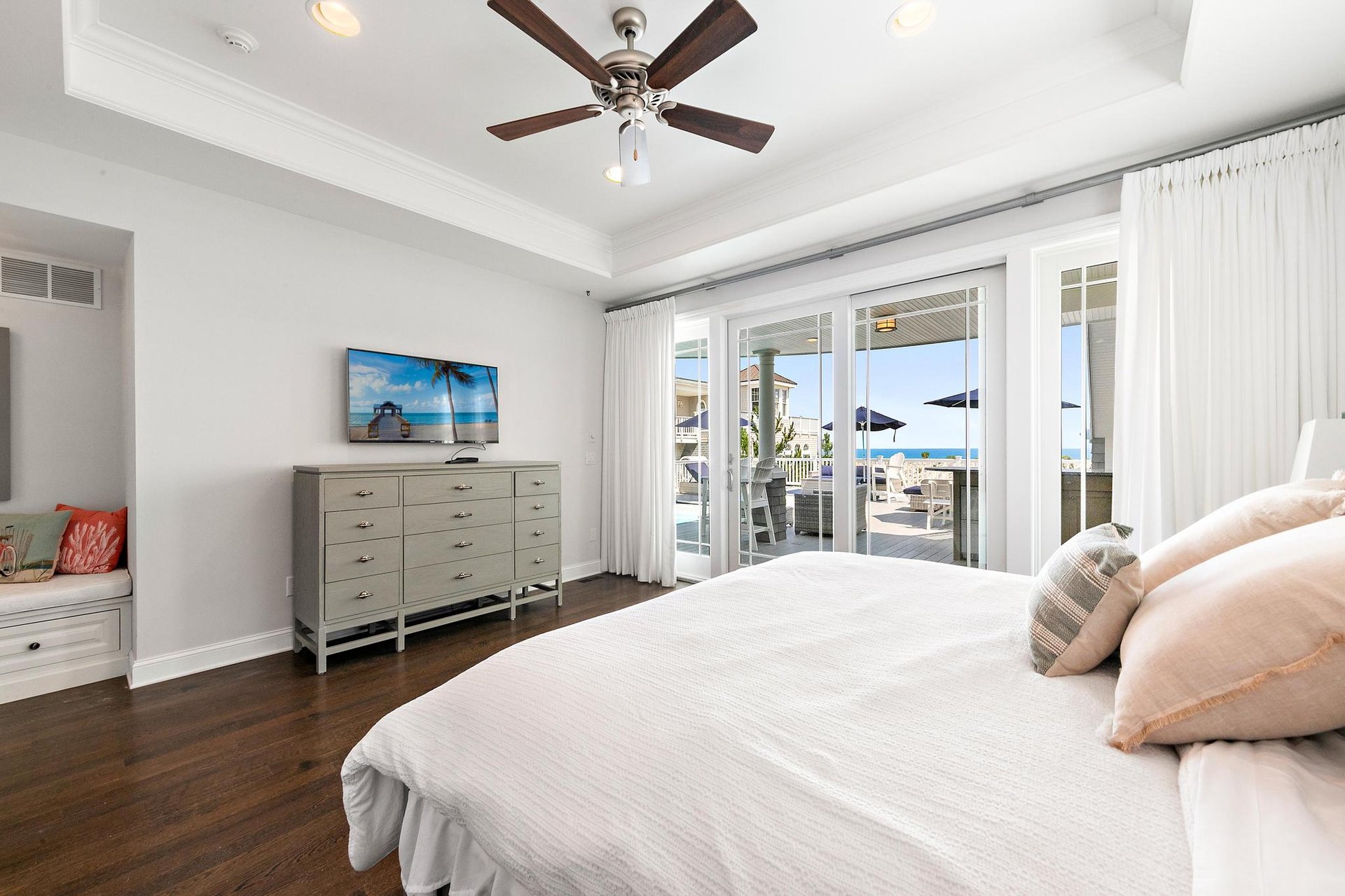 7213 Ocean Blvd