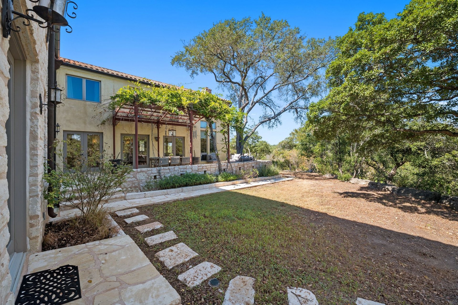 14721 Bear Creek Pass