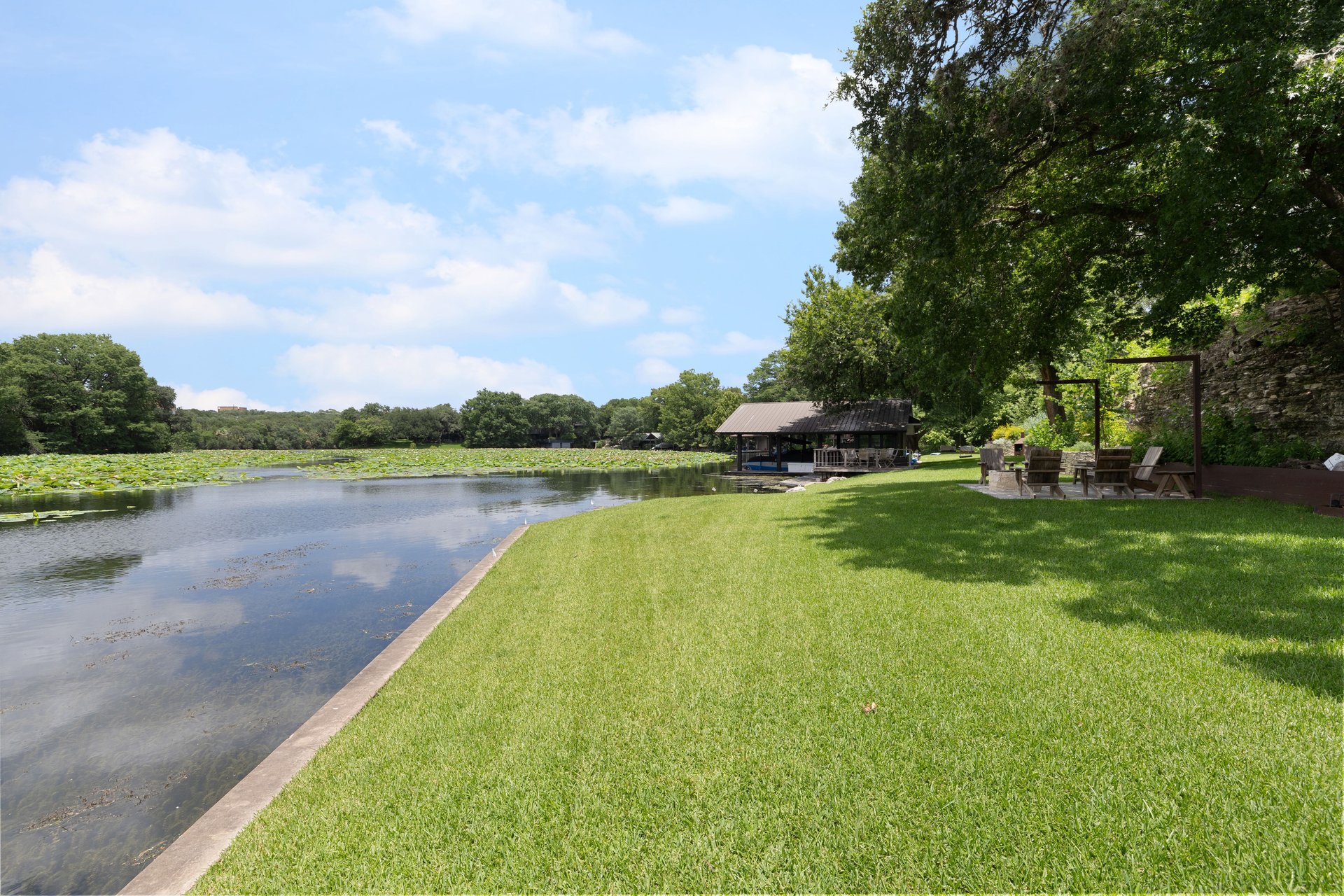 Scenic Drive Estate