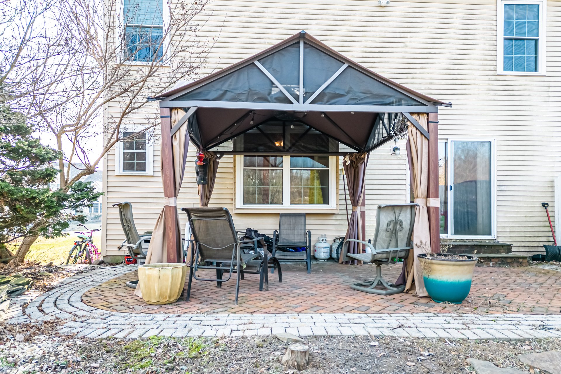 2275 Briarwood Drive