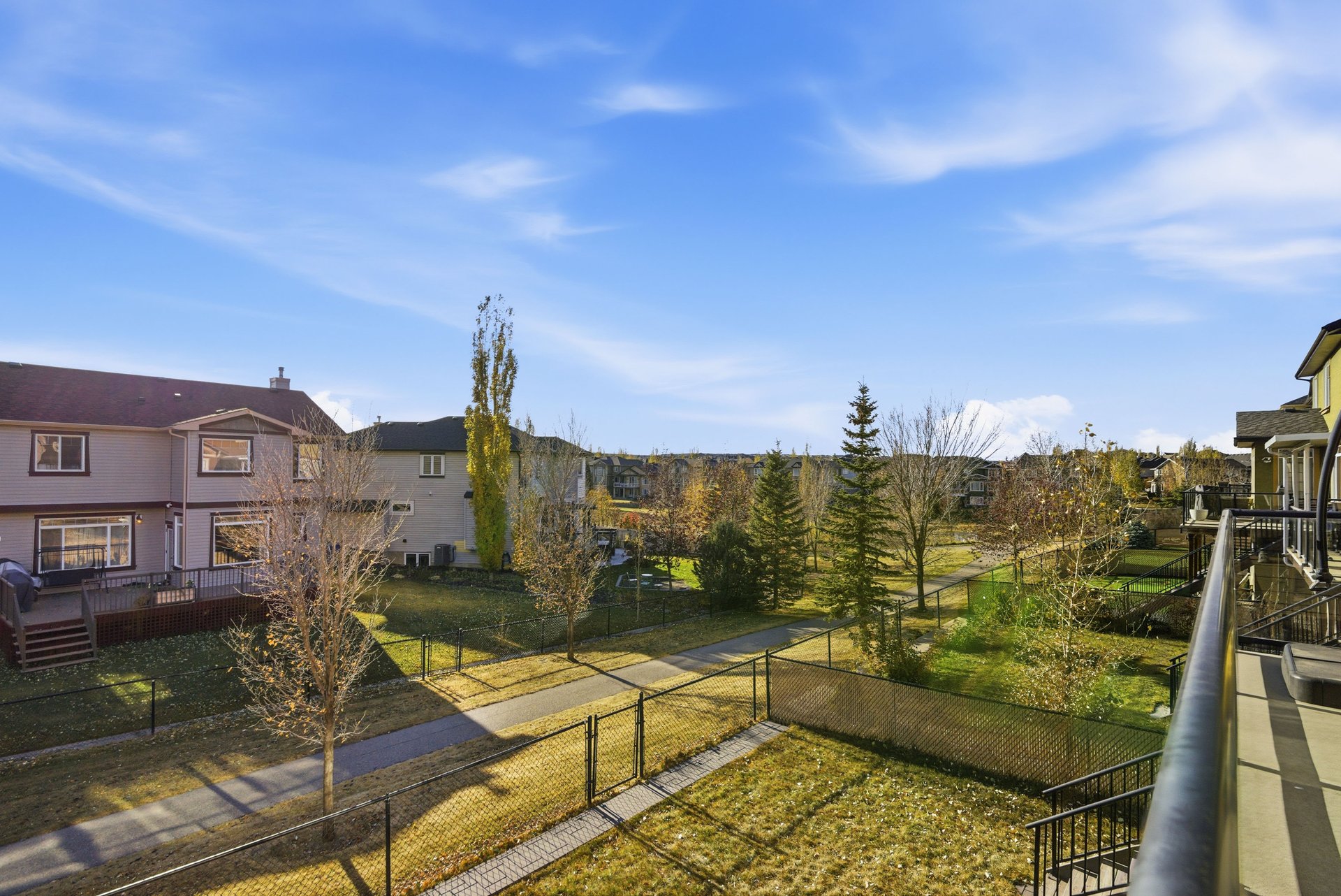 71 Panatella View NW