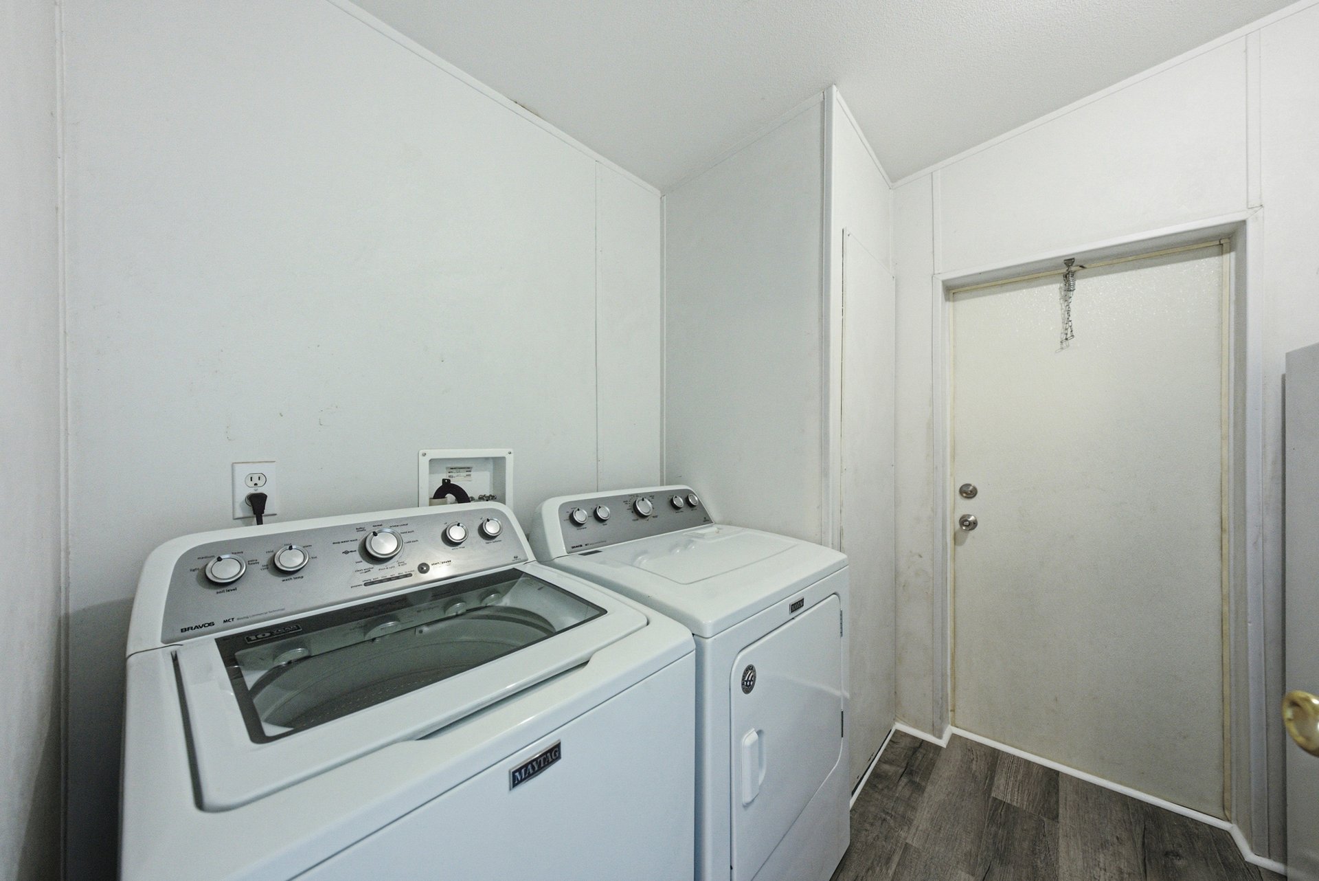 3410 ANATA DR