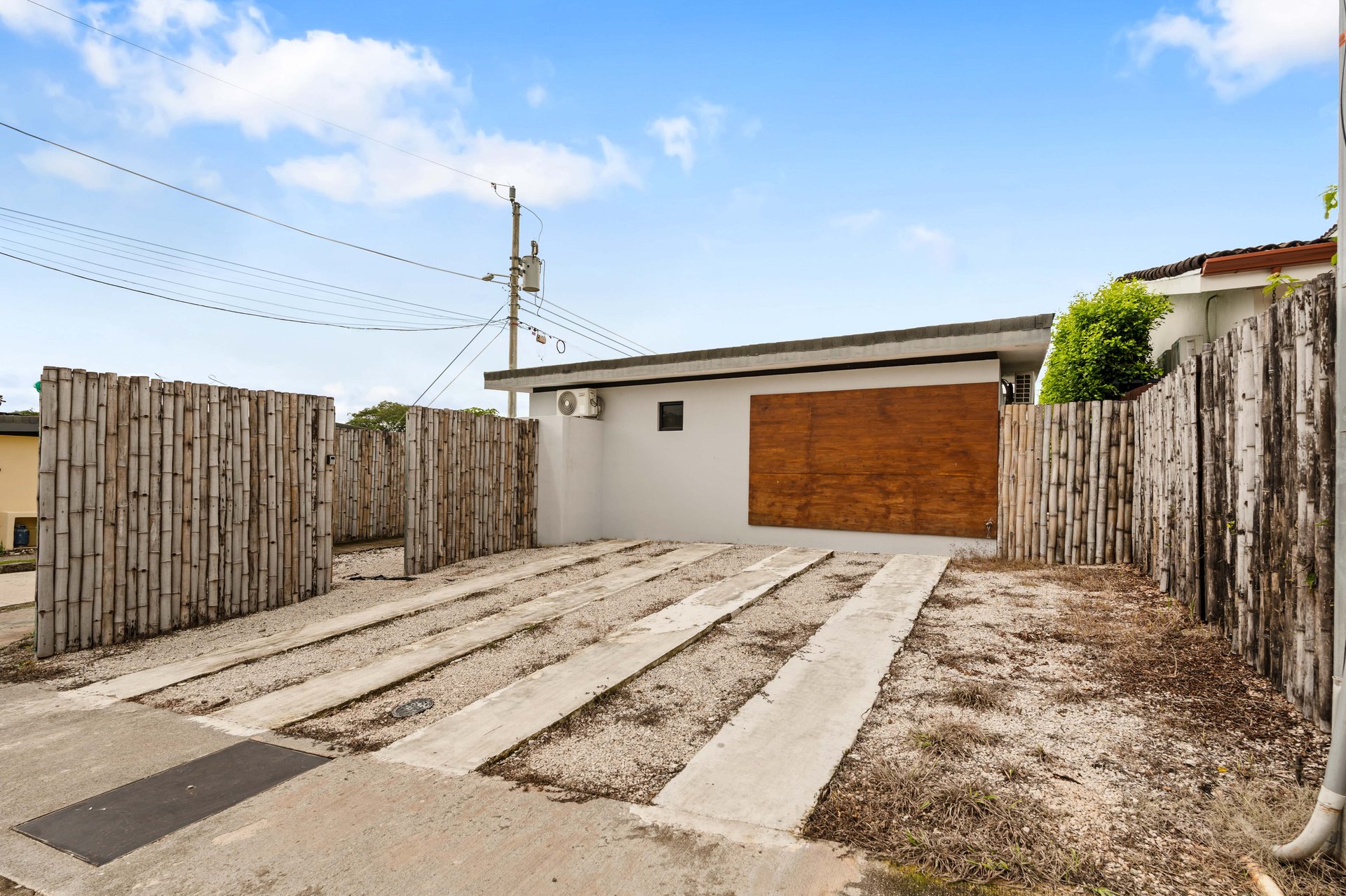 Loma Verde #48 | Modern Corner-Lot Home Surrounded by Green Mountain Views