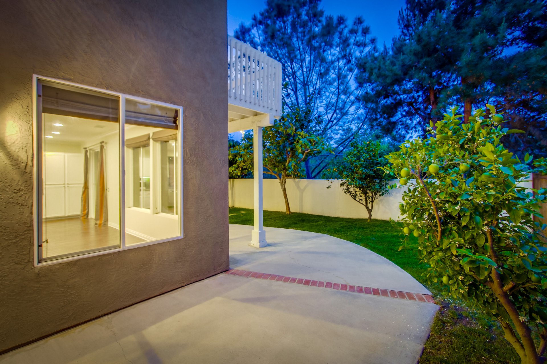 4229 Calle Isabelino