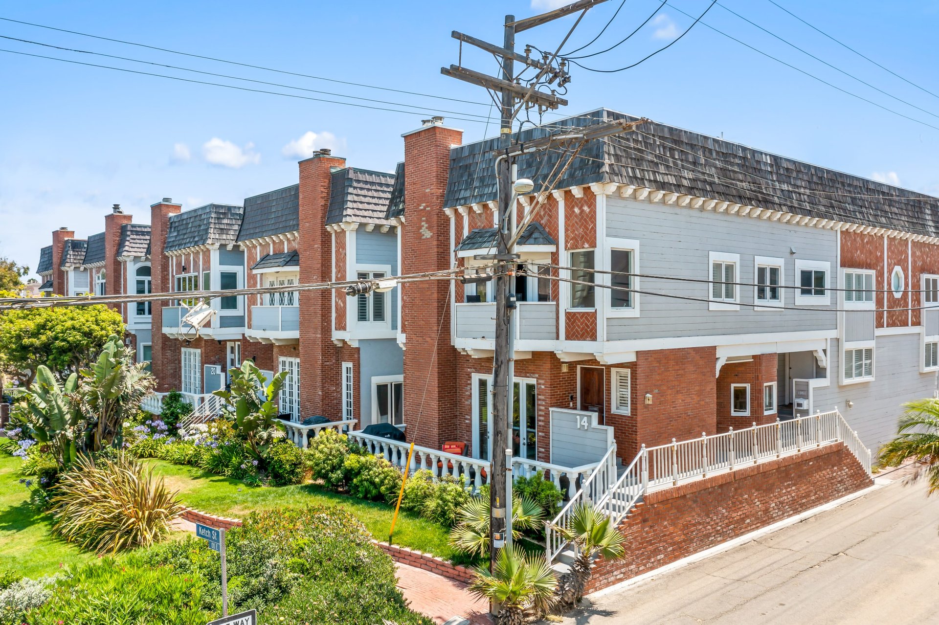14 Ketch St #1, Marina Peninsula