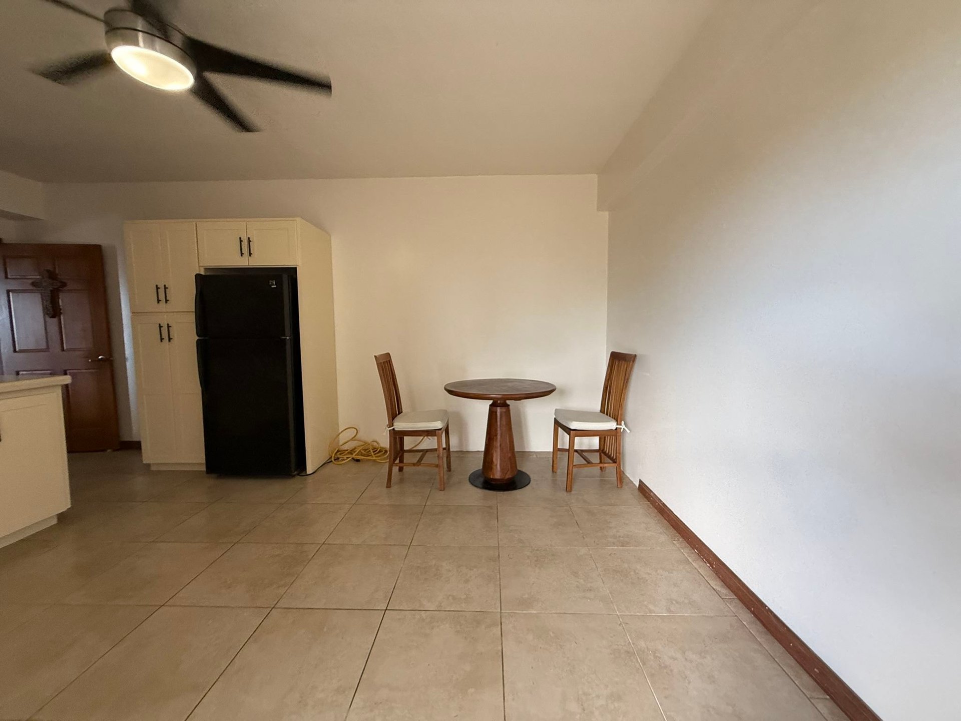1040 Spooners Estate 1 Bedroom Apartment