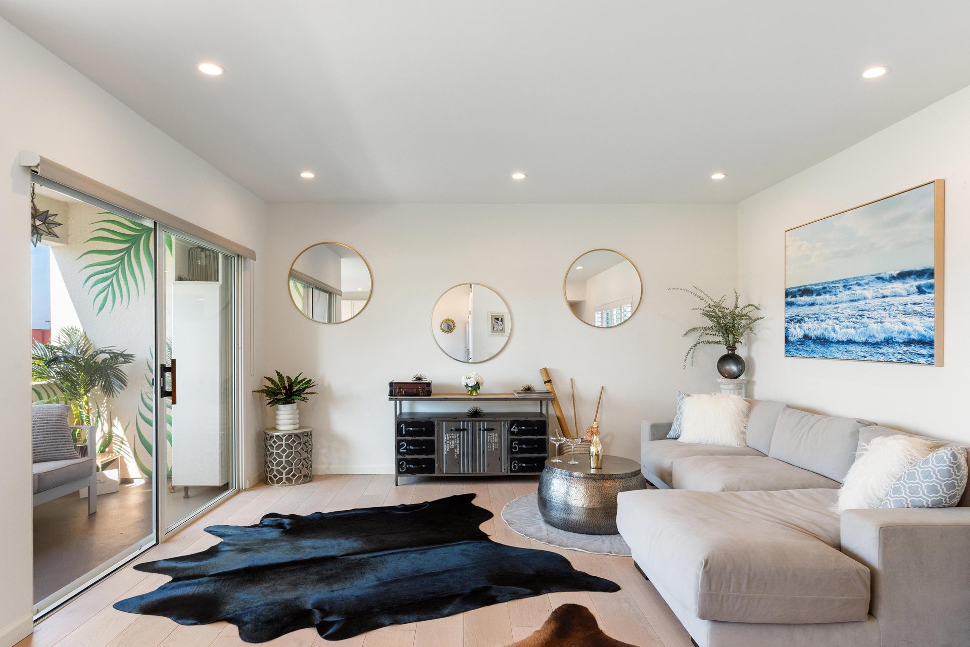 446 San Vicente Blvd Unit: 305