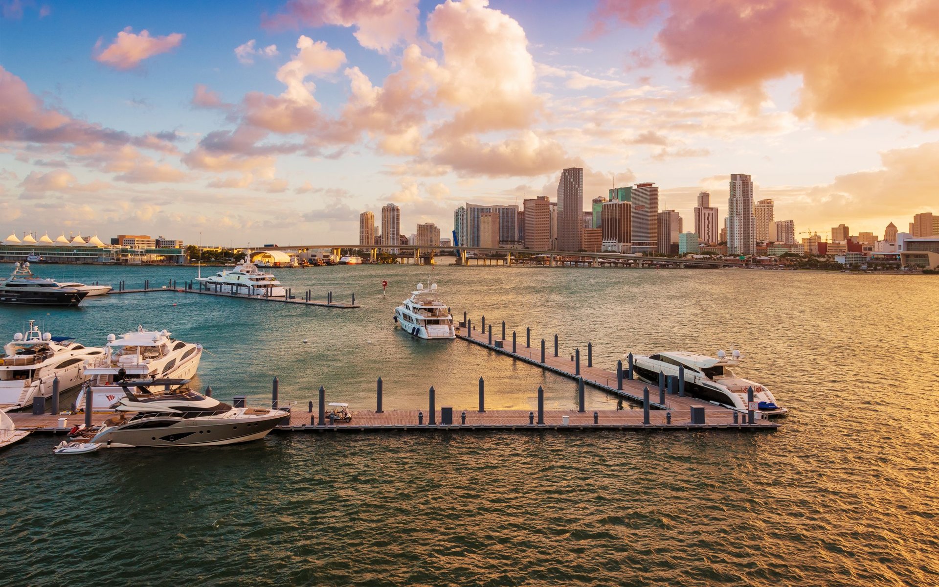 Explore Florida Neighborhoods | Palmera Real Estate