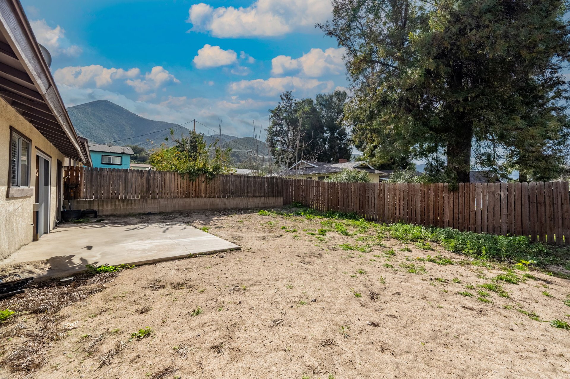33115 Evergreen Dr