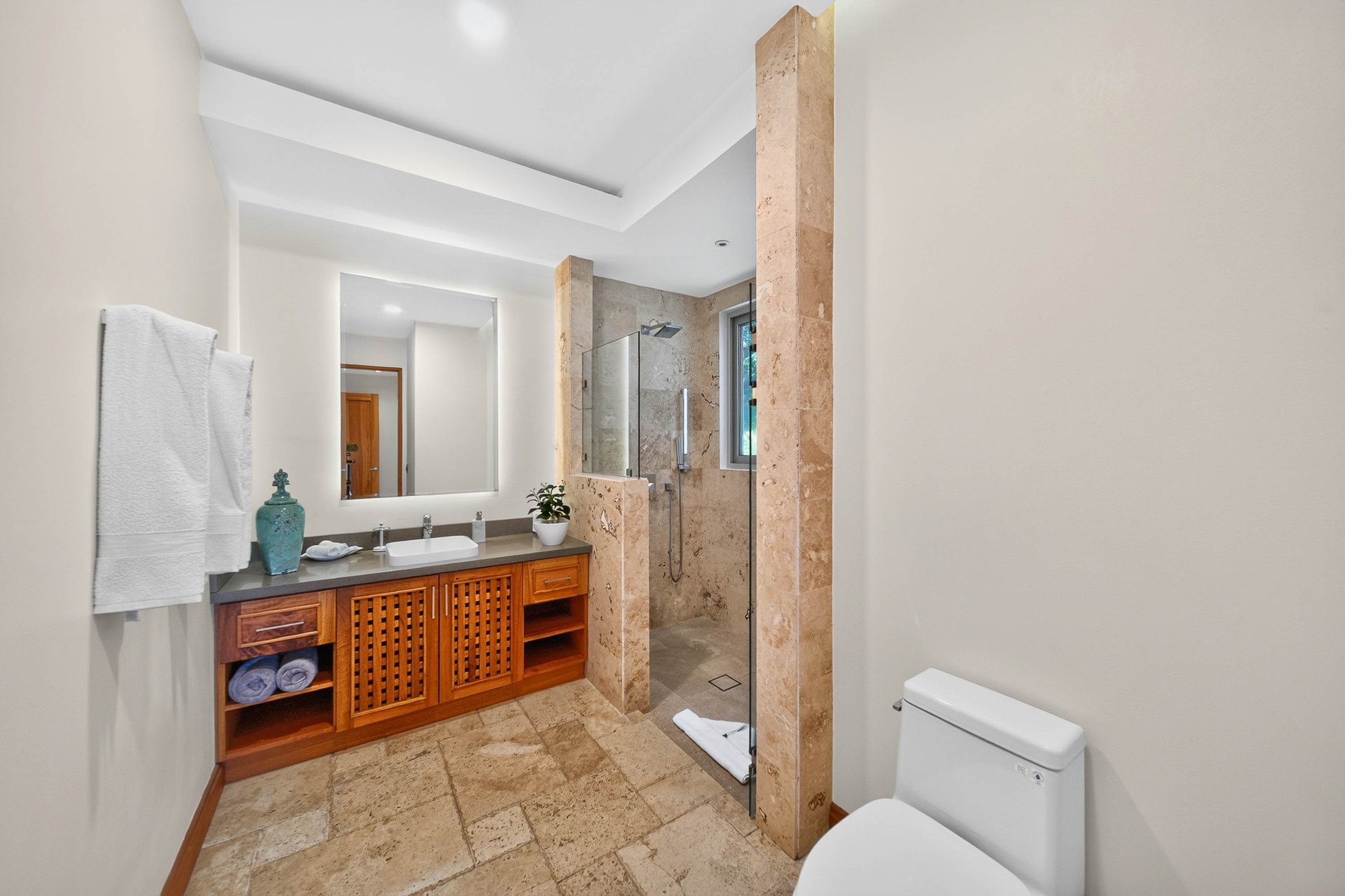 Luxury Ocean View Home