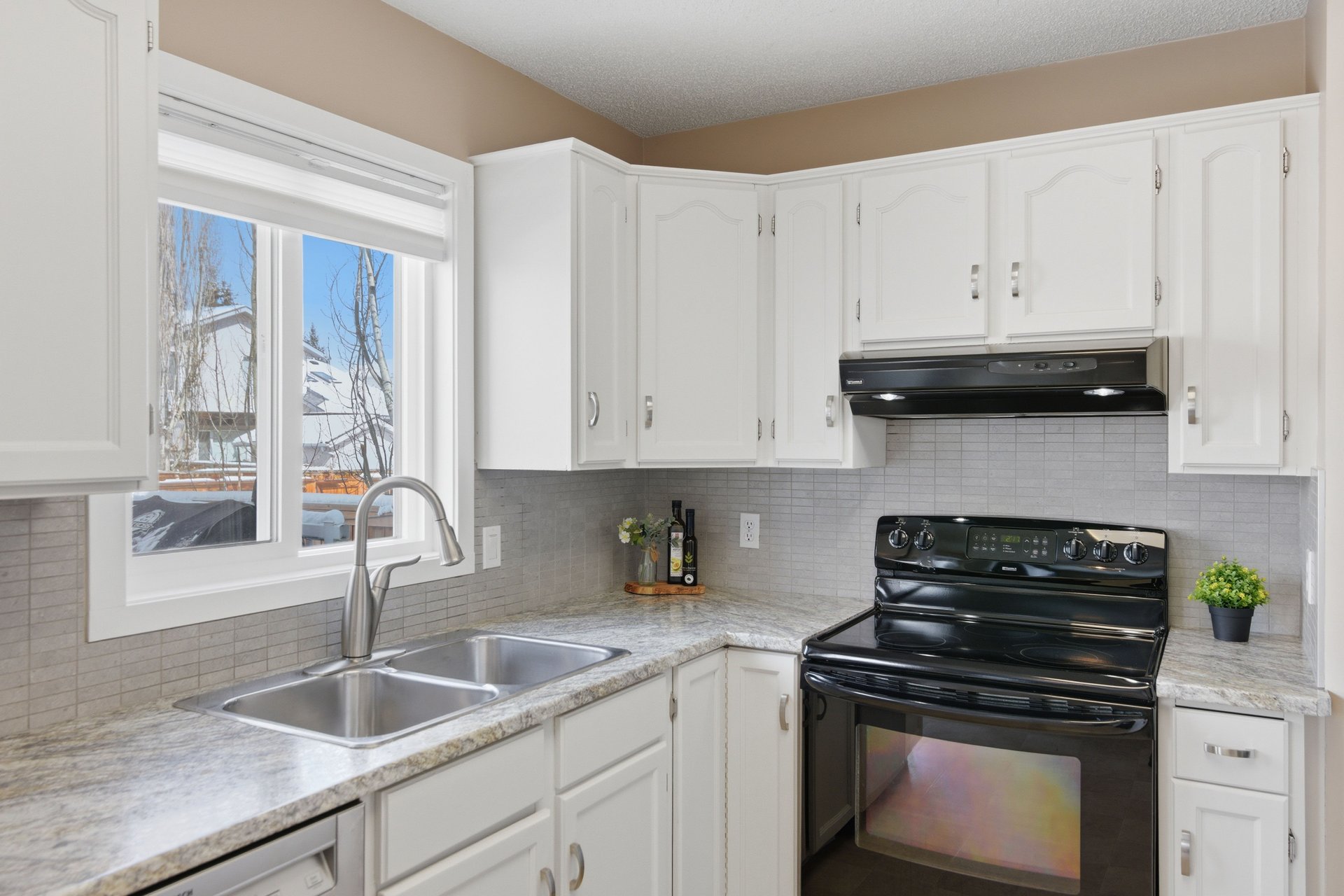 88 Sunmeadows Road SE