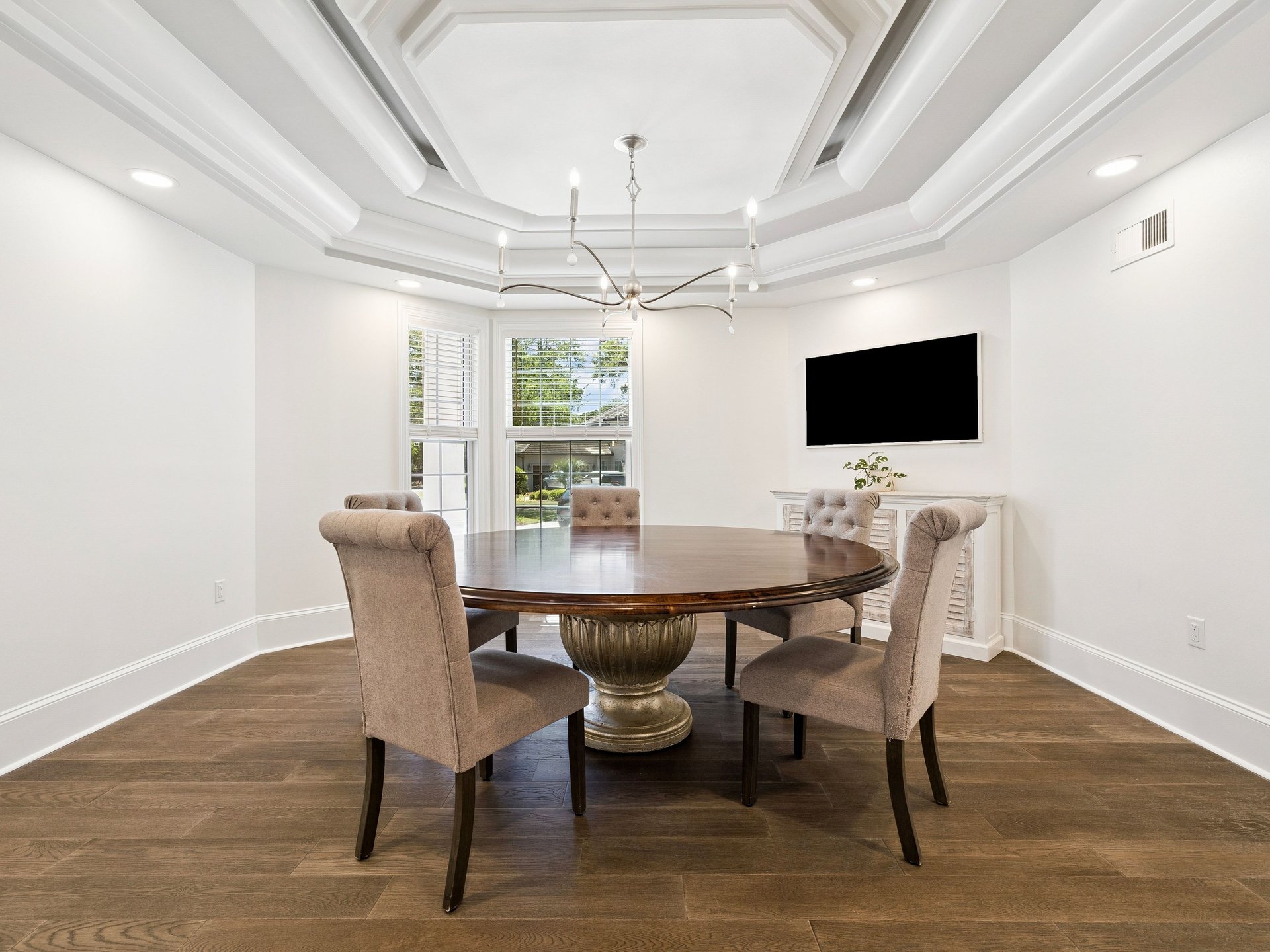 An Elevated Retreat Within Sandestin’s Island Green