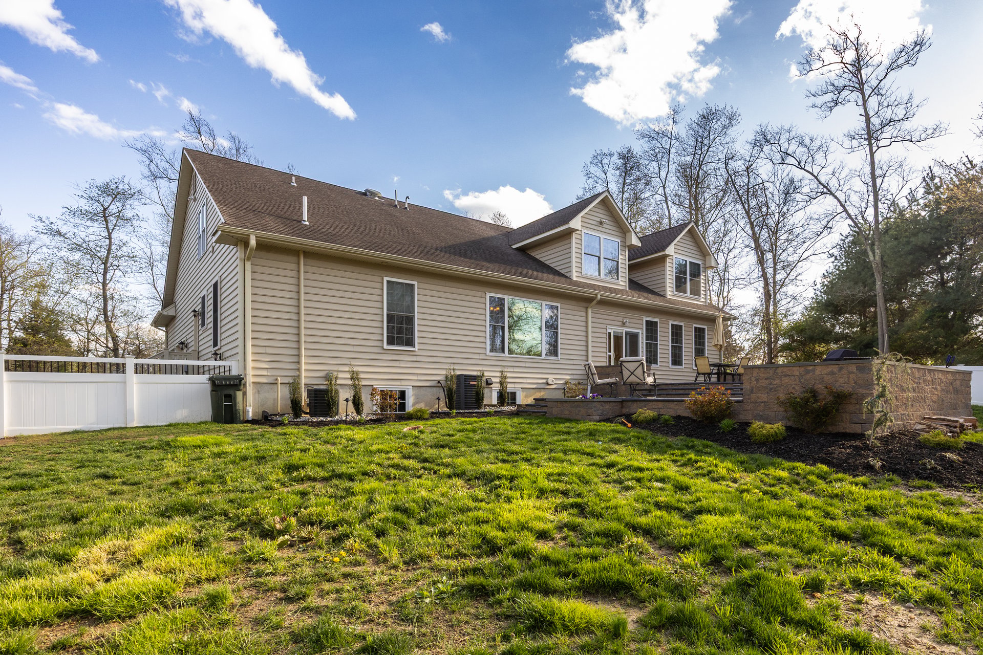 230 Heritage Rd