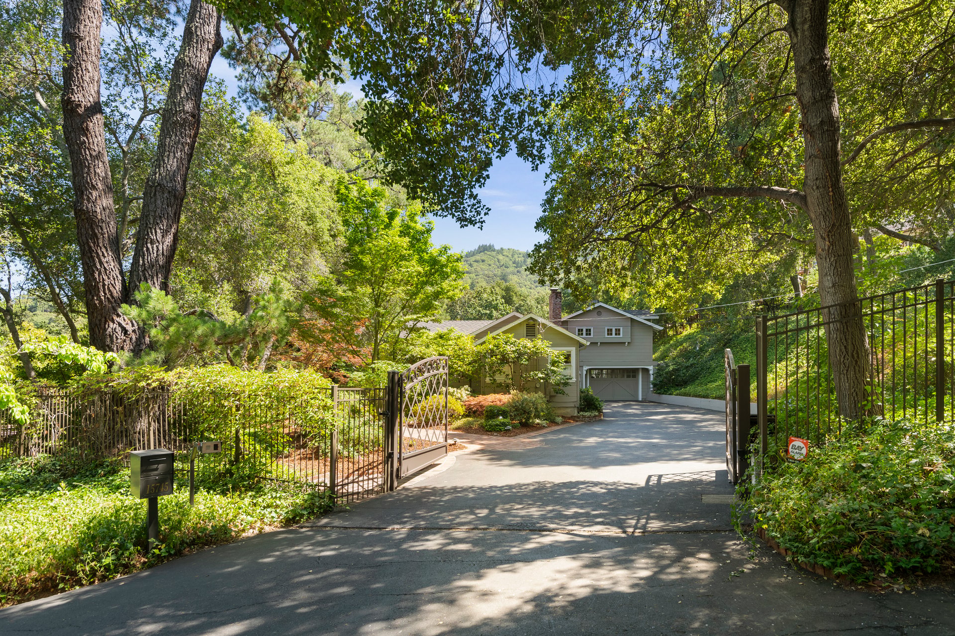15745 Peach Hill Road