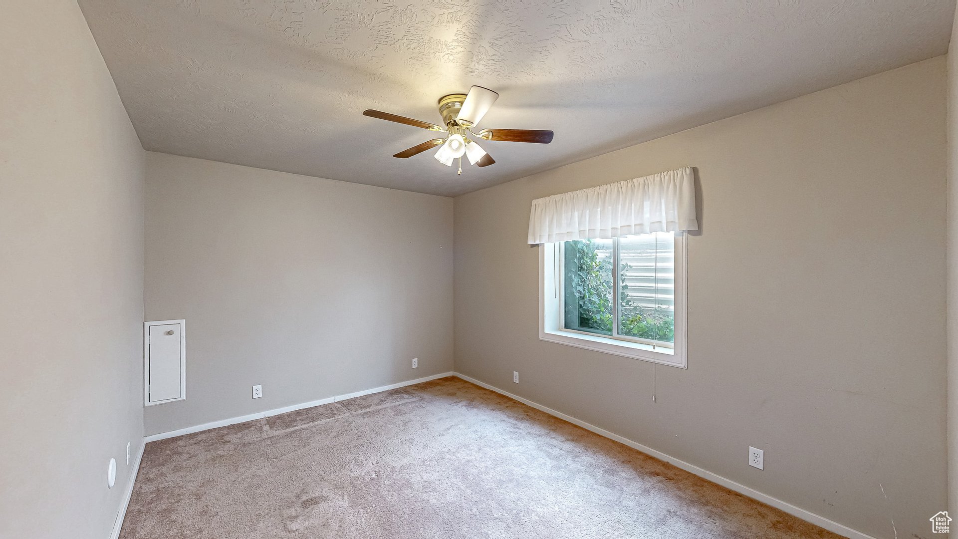 214 W Quartz Rd