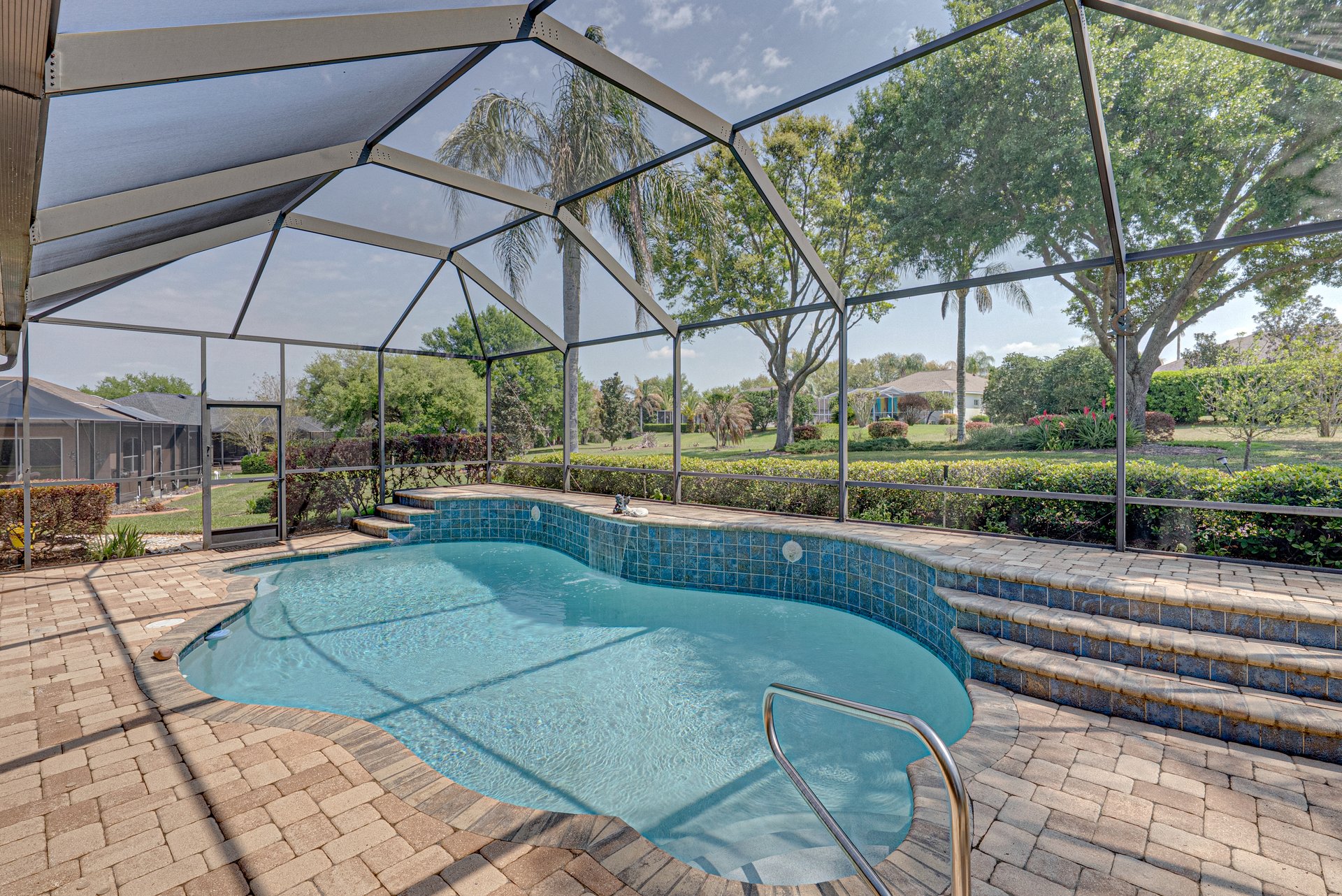 13304 THOROUGHBRED DR