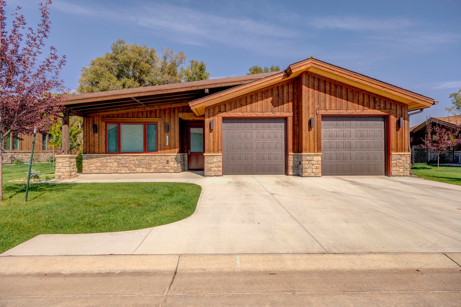7 Creekside Ln