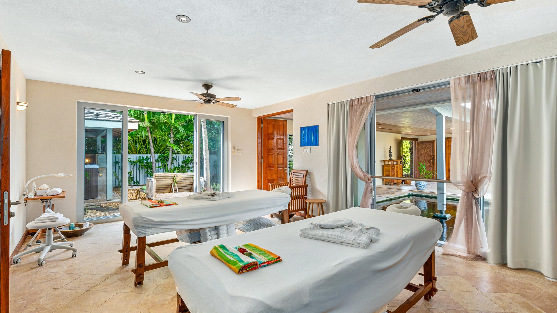 1142 Red Rock Villa