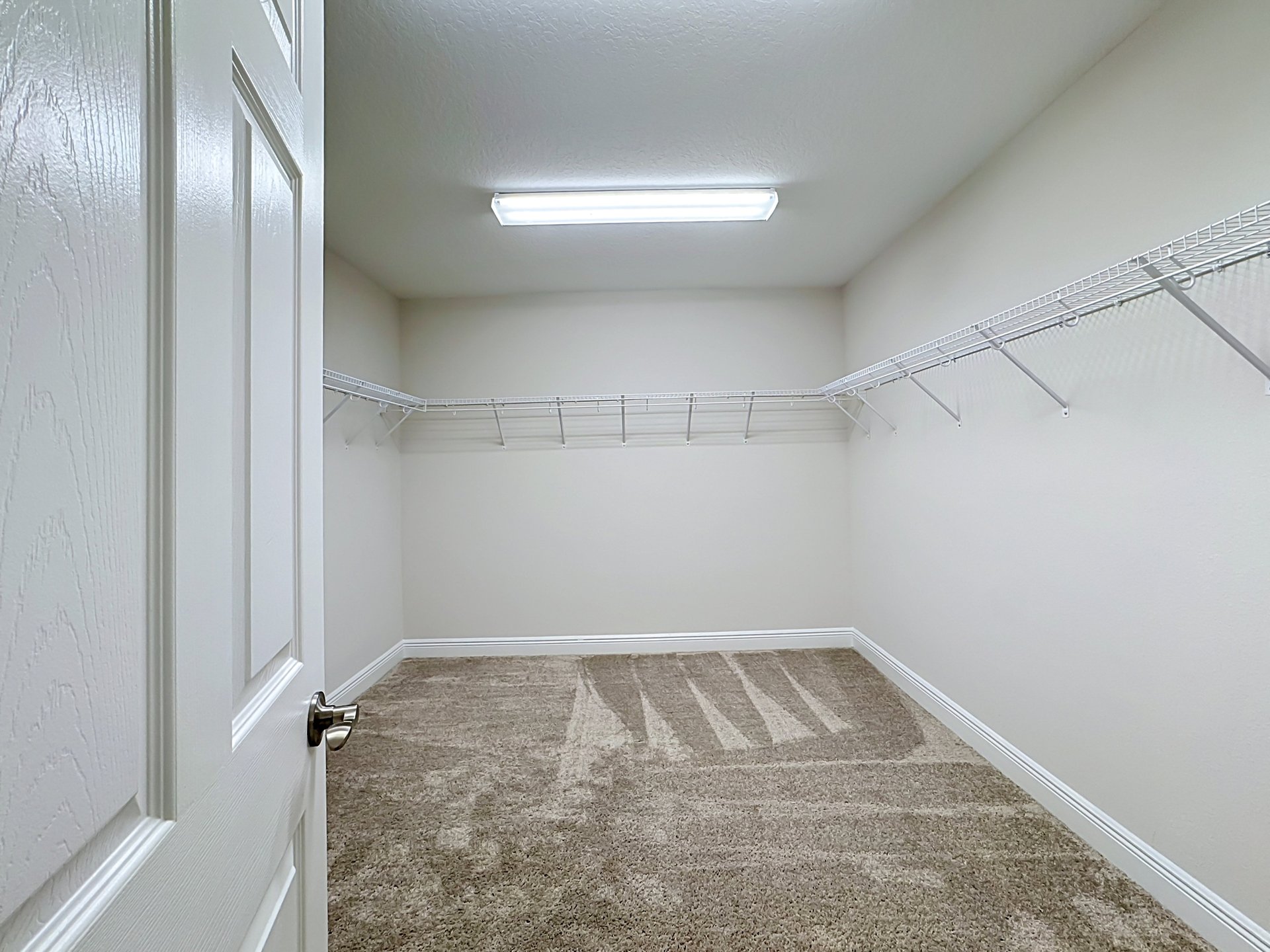 Move-In Ready Pelican in Hawkstone — No Builder Wait, $40K in Upgrades