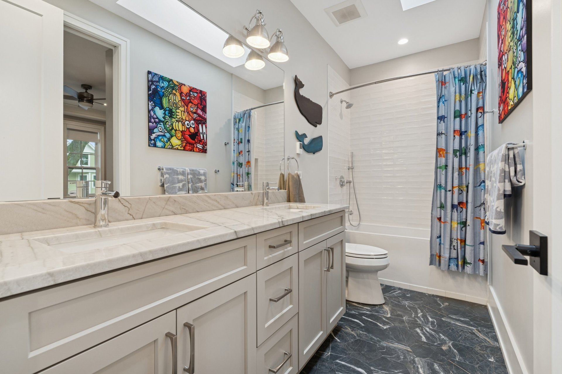 2026 W. Waveland- A North Center Gem!